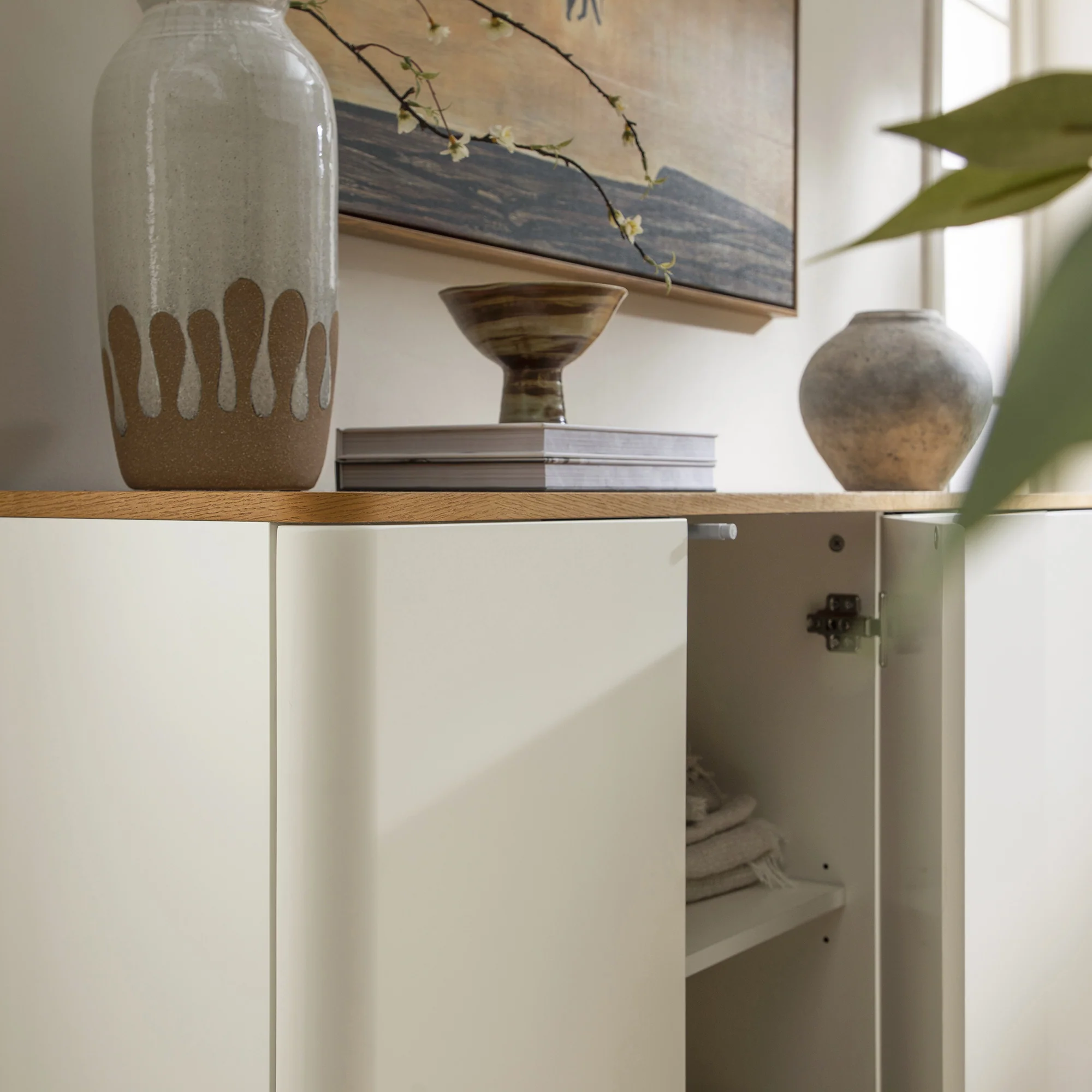 Agnes Curved Edge 150cm Wide Sideboard, White - Image 4