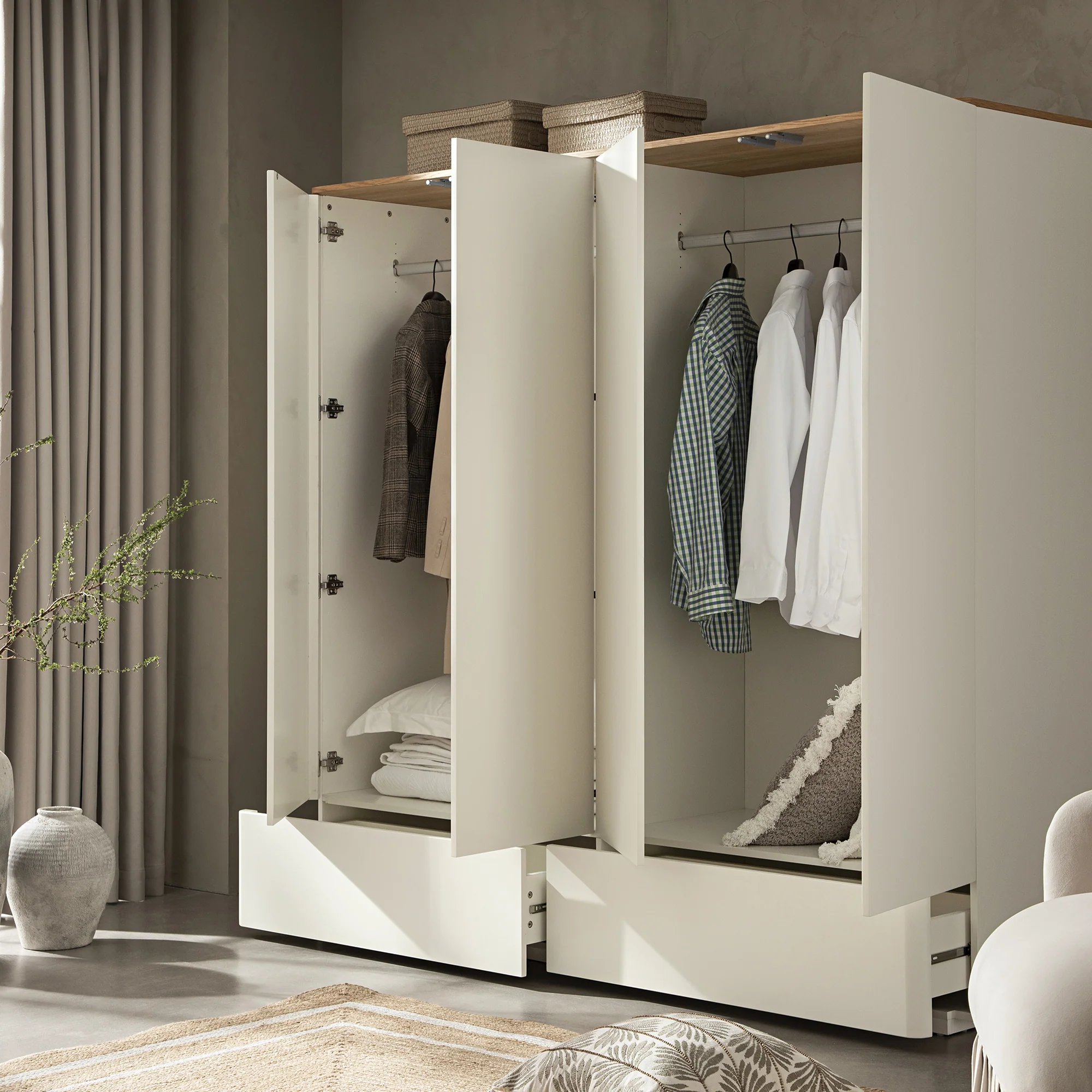 Agnes Curved Edge 4-Door Wardrobe, Off White with Oak Top - Image 4