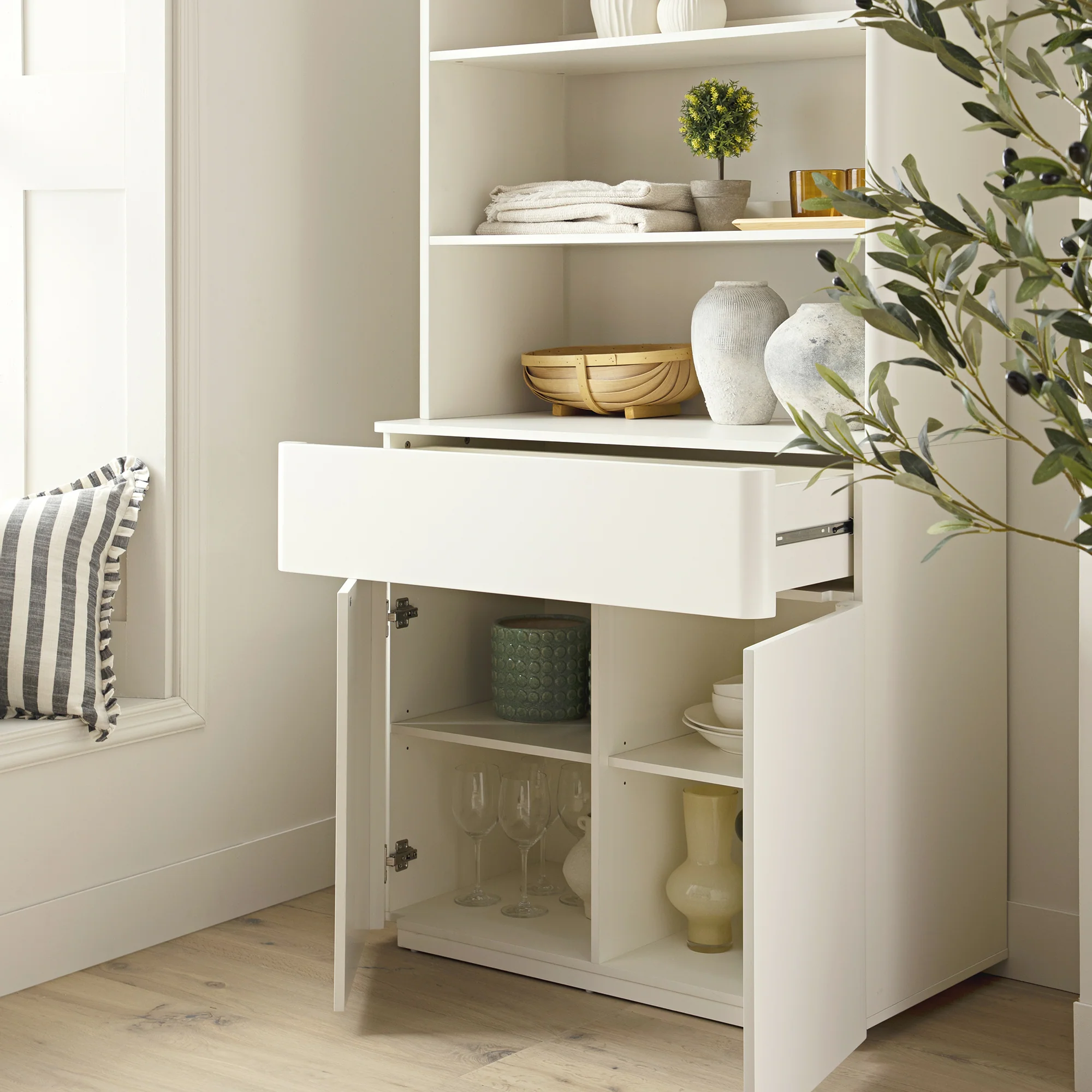 Agnes Curved Edge Dresser, Off White with Oak Top - Image 3