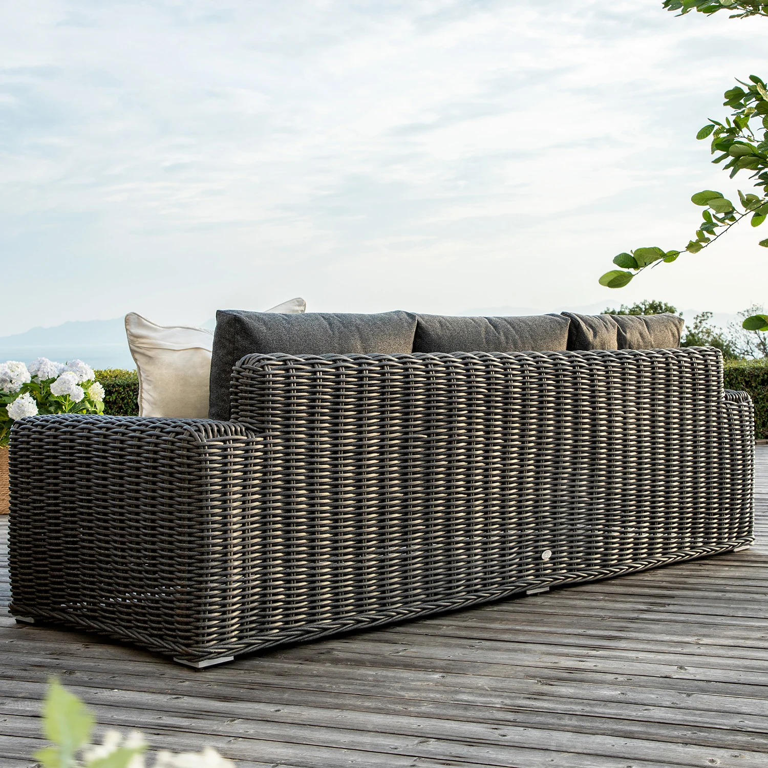 Bellagio Round Wicker Sofa Set with Coffee Table, Dark Grey - Image 5