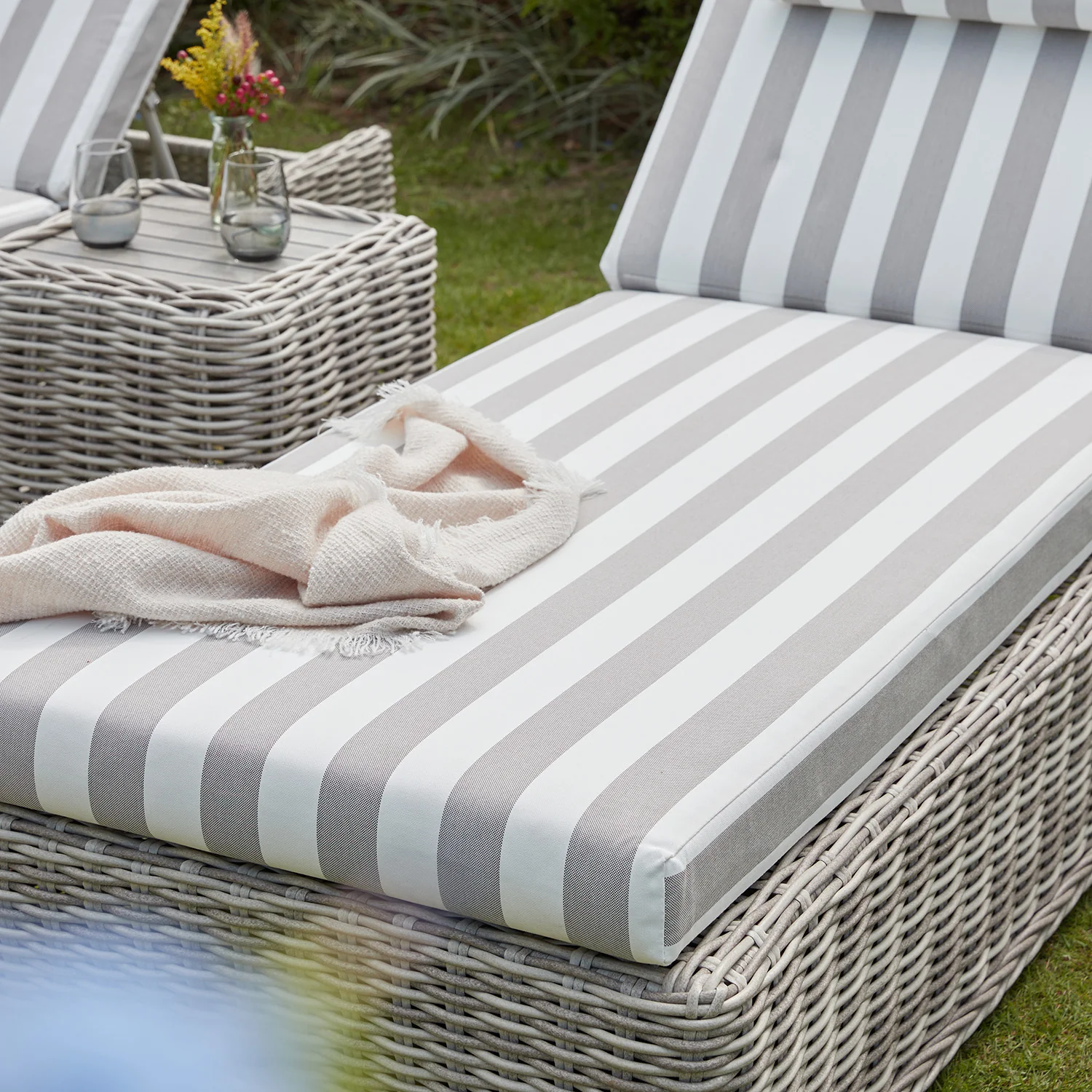 Bellagio Round Wicker Sun Lounger with Headrest, Light Grey with Taupe Stripes - Image 4