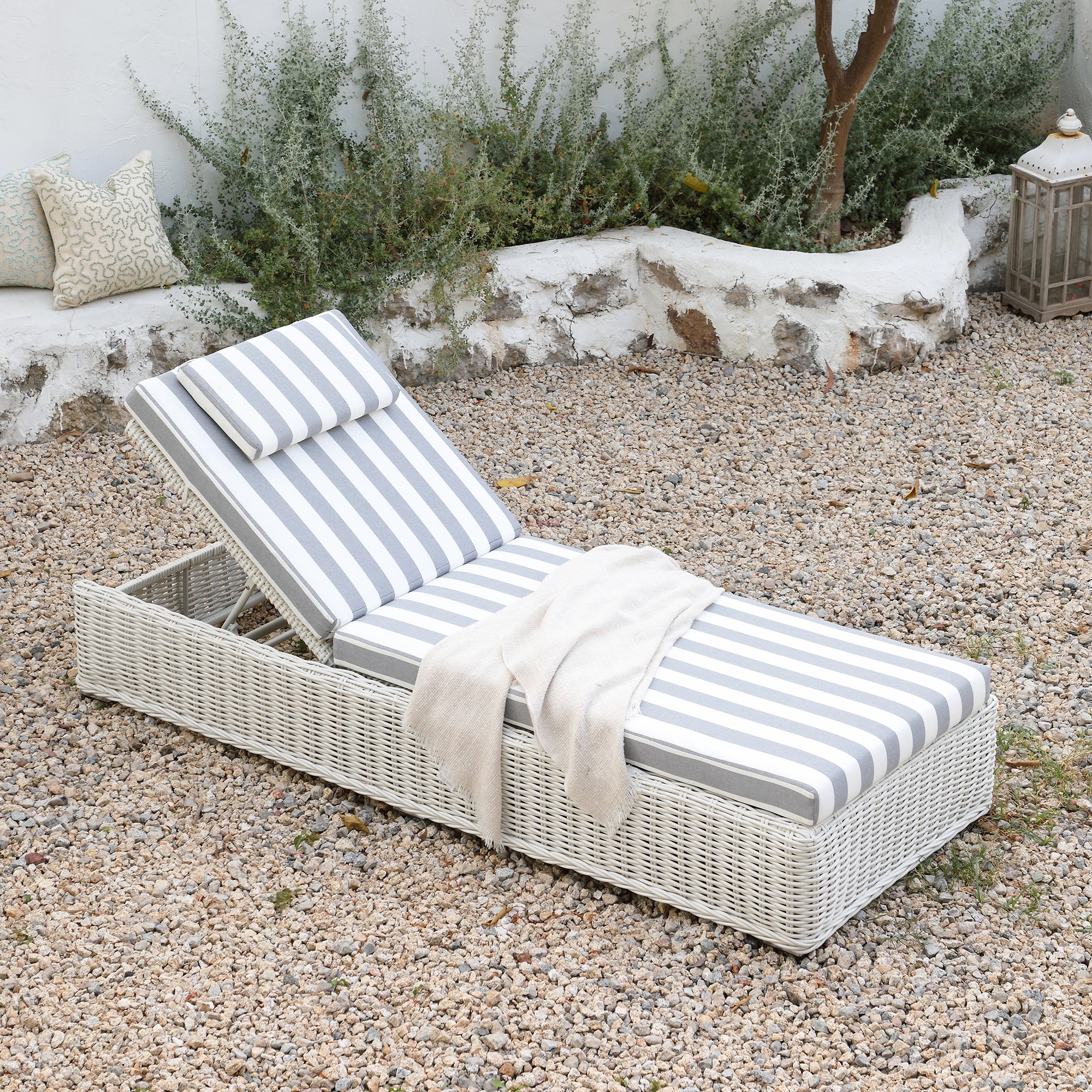 Bellagio Round Wicker Sun Lounger with Headrest, White with Blue Stripes - Image 2