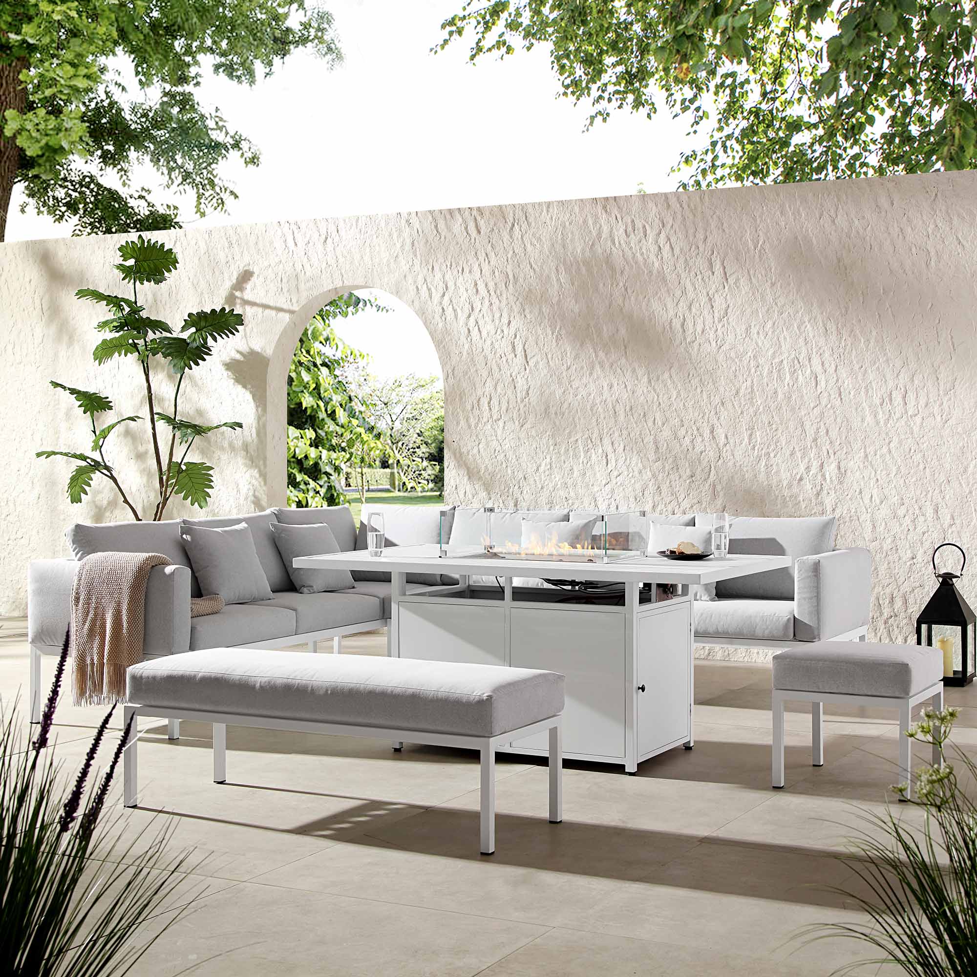 Calabasas Large Outdoor Fabric and Aluminium Corner Casual Dining Set with Firepit Table, Light Grey - Image 3