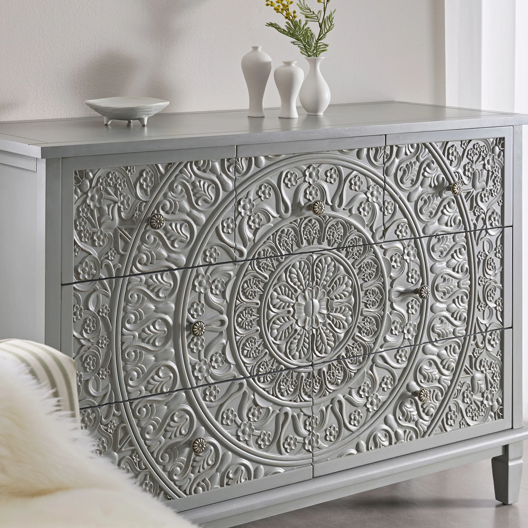 Chantilly Mid Grey Carved 3 over 4 Drawer Chest - Image 3