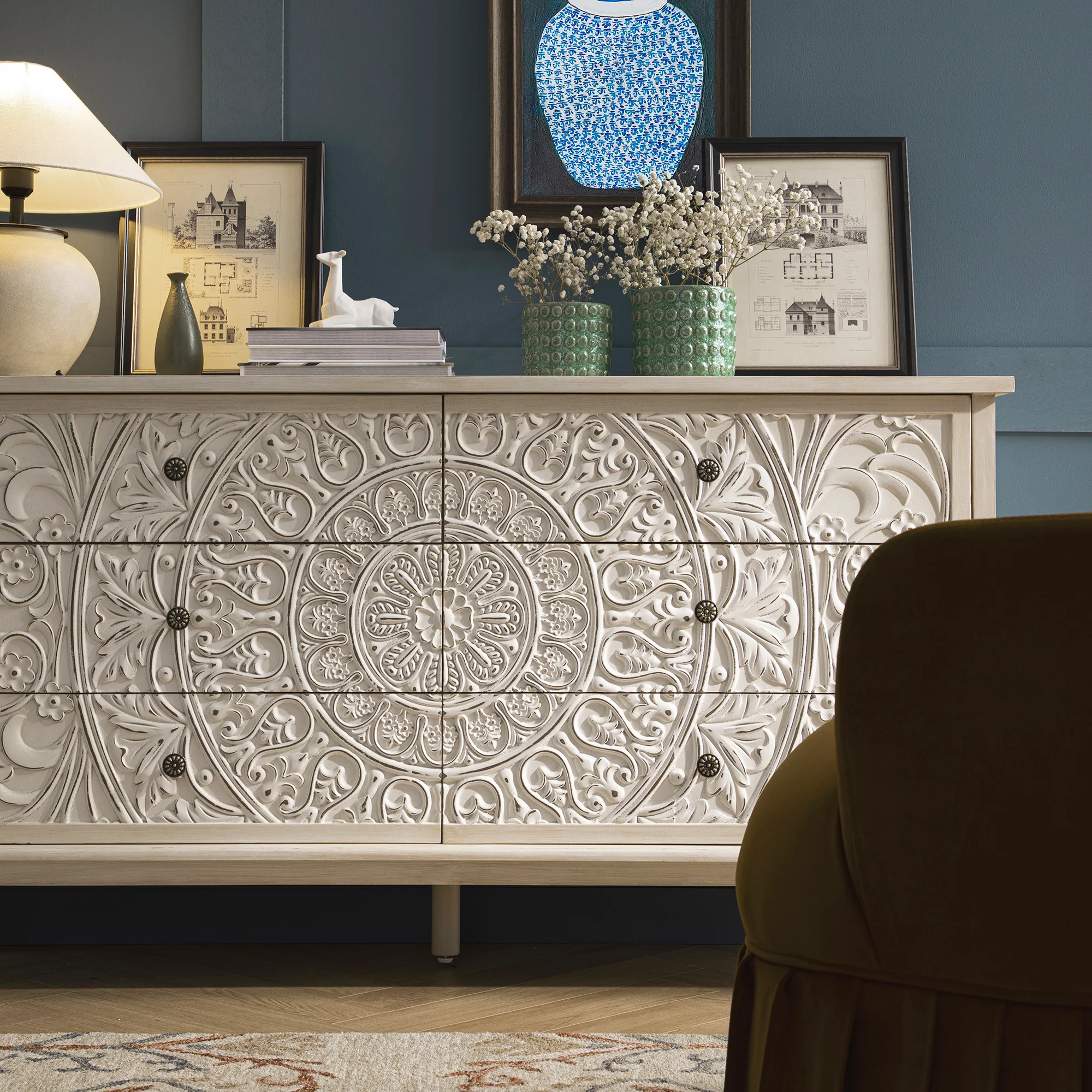 Chantilly Whitewashed Carved Wide 6 Drawer Chest - Image 5