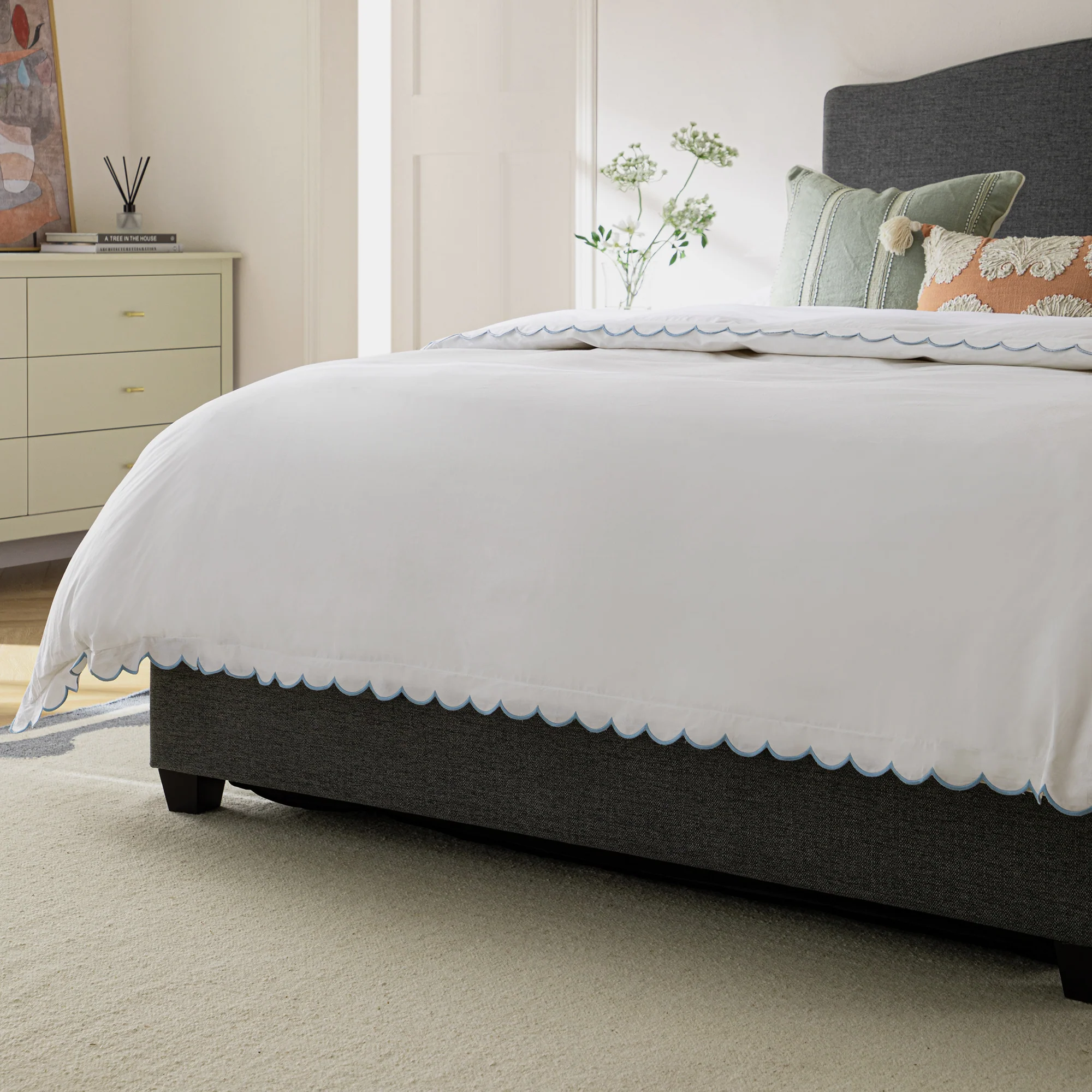 Chilworth Upholstered Ottoman Storage Bed, Dark Grey Weave Fabric - Image 6