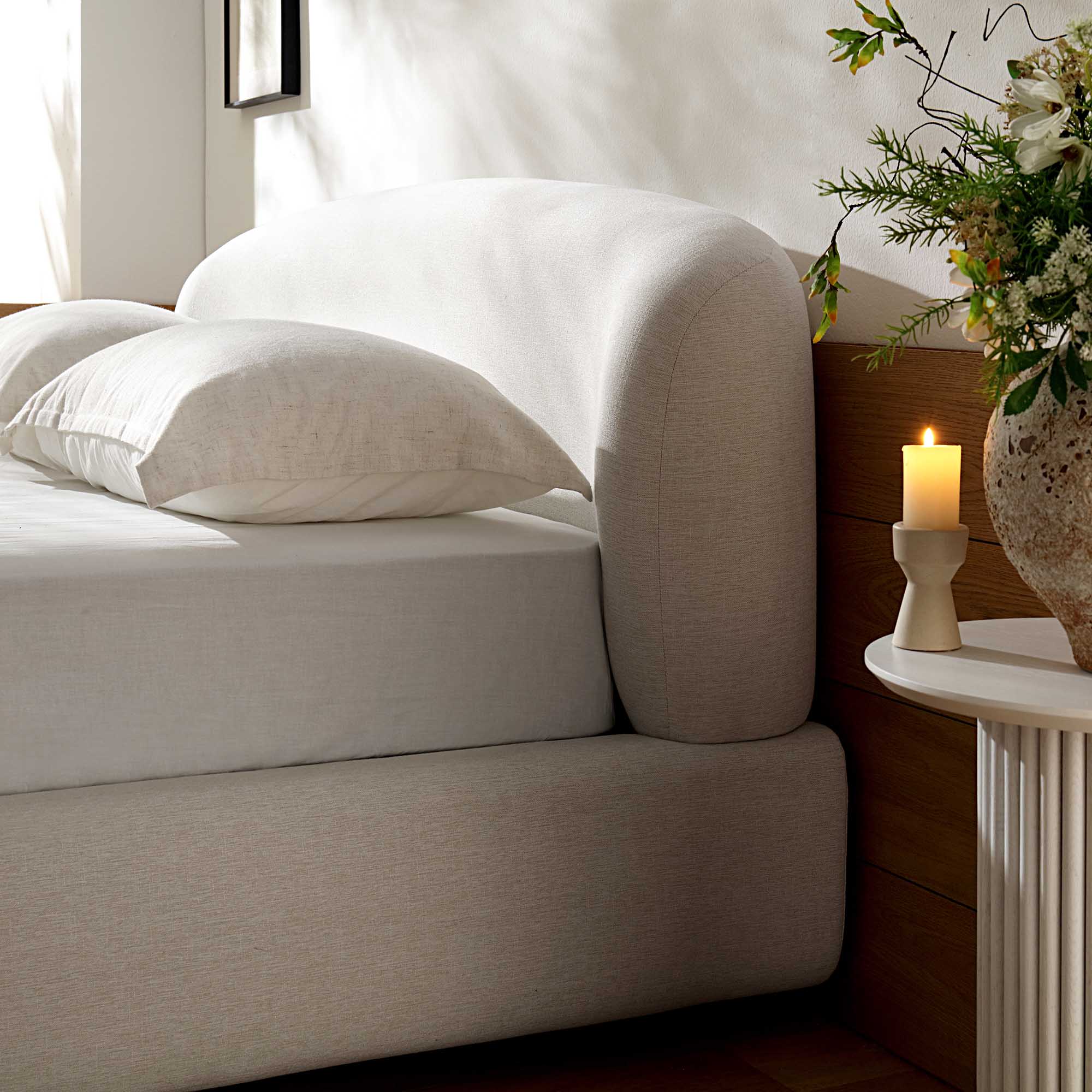 Constance Winged Headboard Ottoman Storage Bed, Beige Linen - Image 4