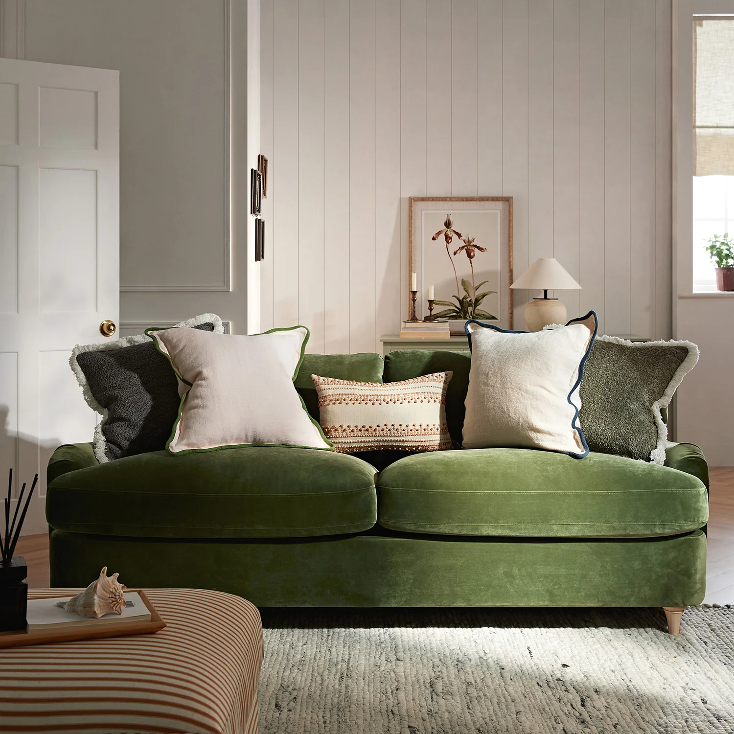Daphnis Fern Green Velvet Sofa Bed, Large 3-Seater - Image 4
