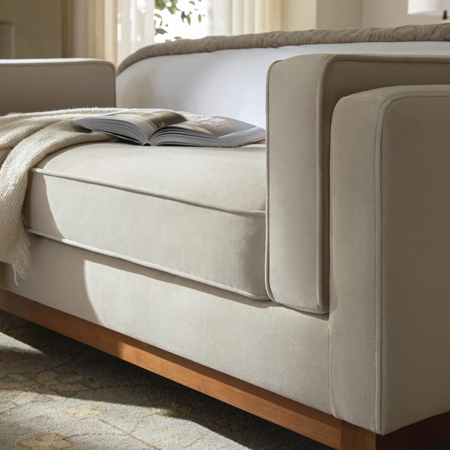 Dipley Champagne Velvet Upholstered Bench - Image 4