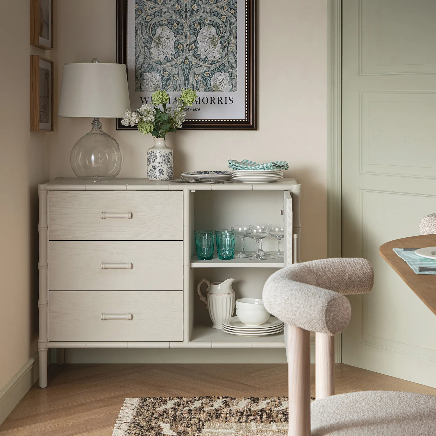 Elstowe Faux Bamboo 1-Door 3-Drawer Sideboard, Shaded White - Image 3