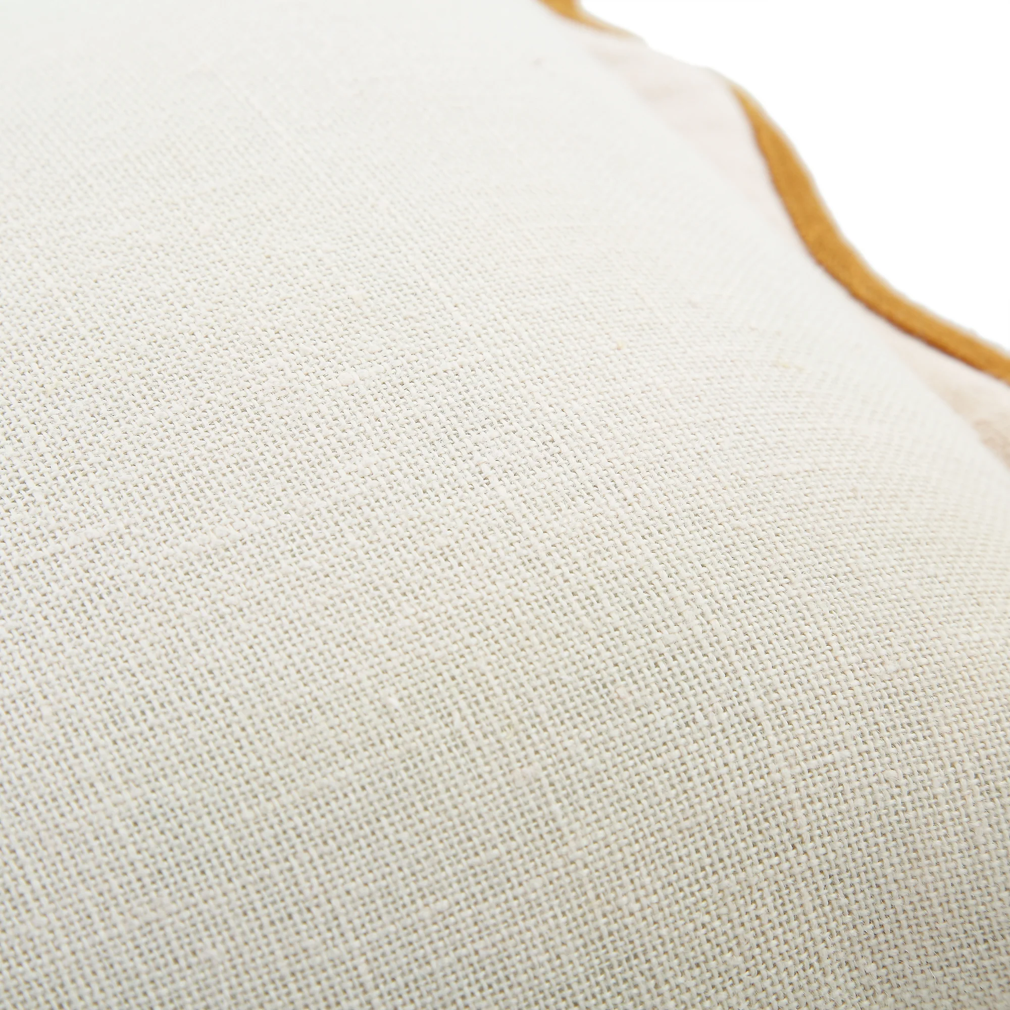 Evie Linen Butterscotch Scalloped Rectangular Cushion - Image 3