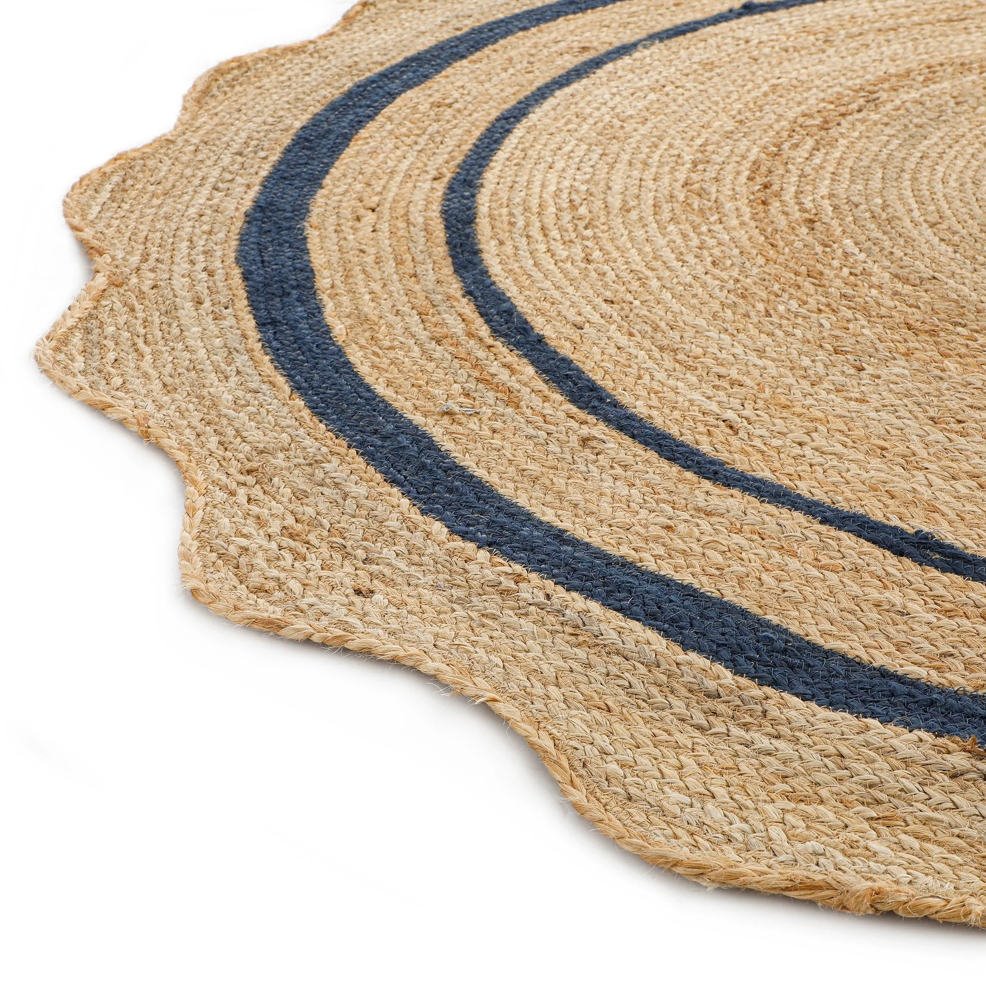 Evie Hand Braided Jute Scallop Navy Blue Round Rug - Image 4