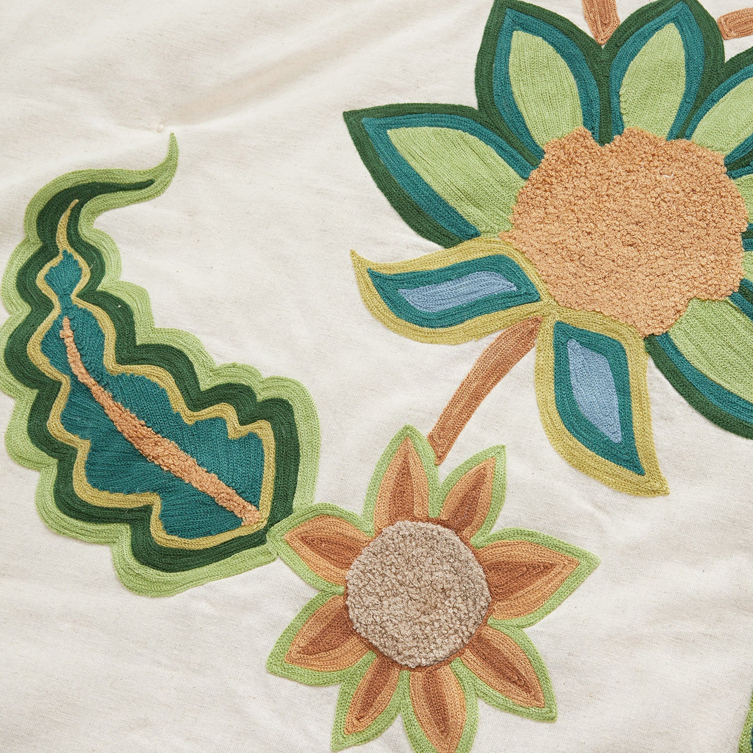 Flora & Fauna Jacobean Floral Embroidered Quilted Cotton Bedspread - Image 7