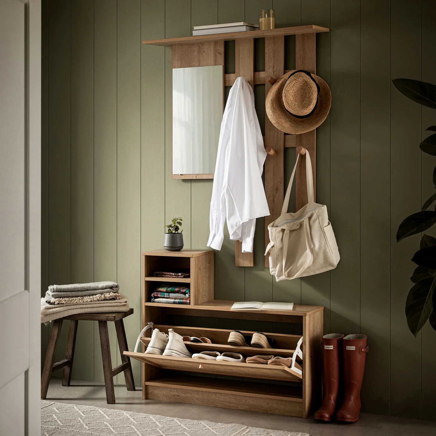 Frances Rattan Hallway Unit with Mirror, Natural - Image 3