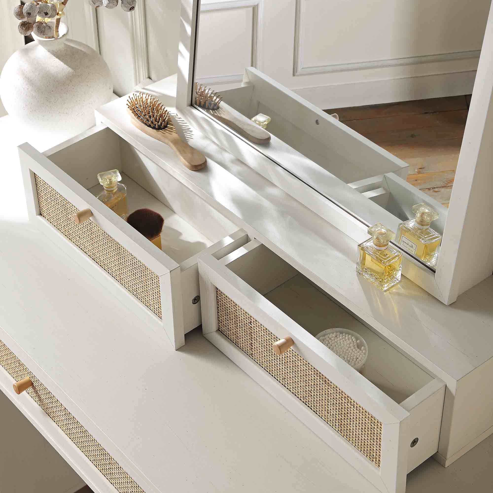 Frances Woven Rattan Vanity Mirror, White - Image 3