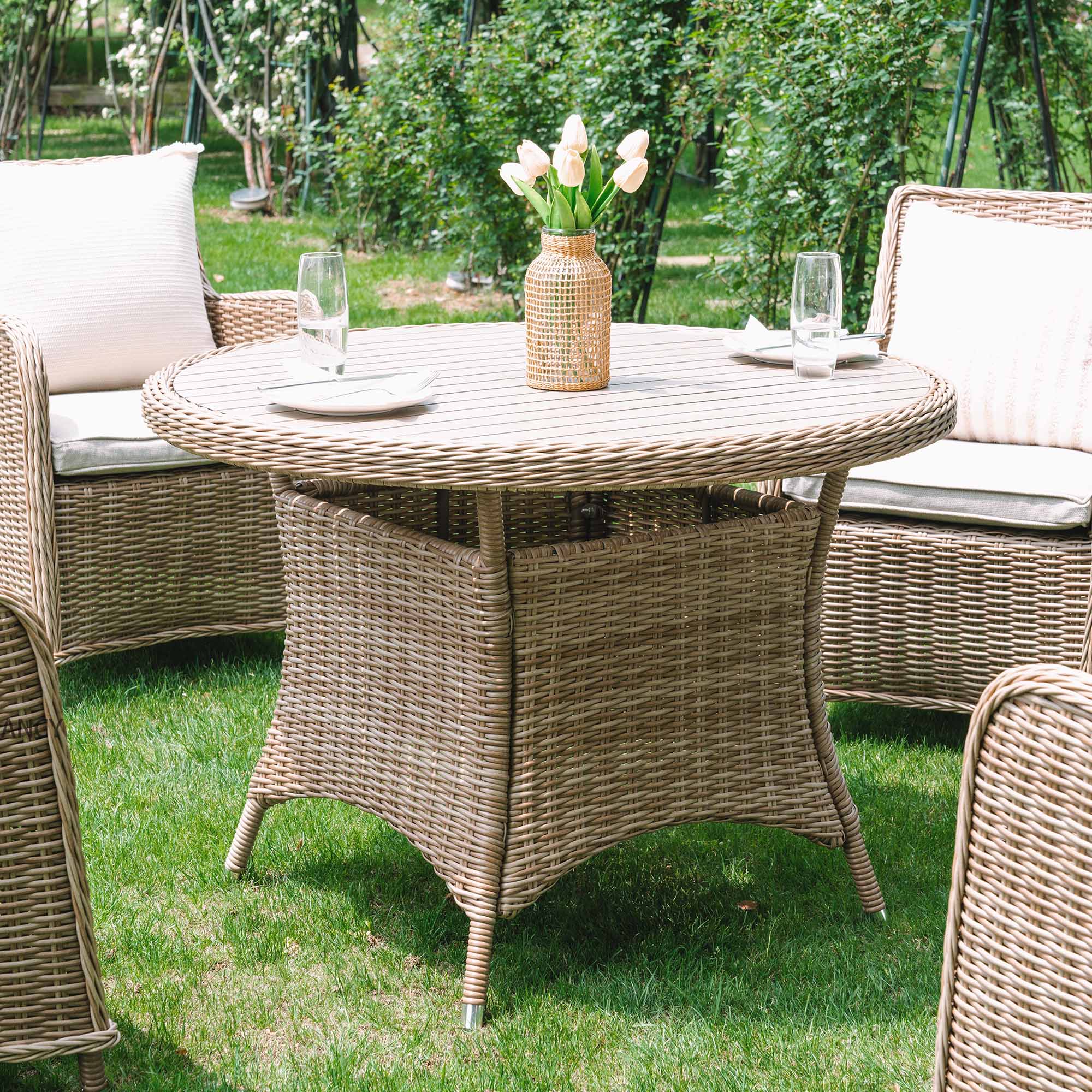 Hampshire 4-Seater Round Wicker Rattan Dining Set, Natural - Image 2
