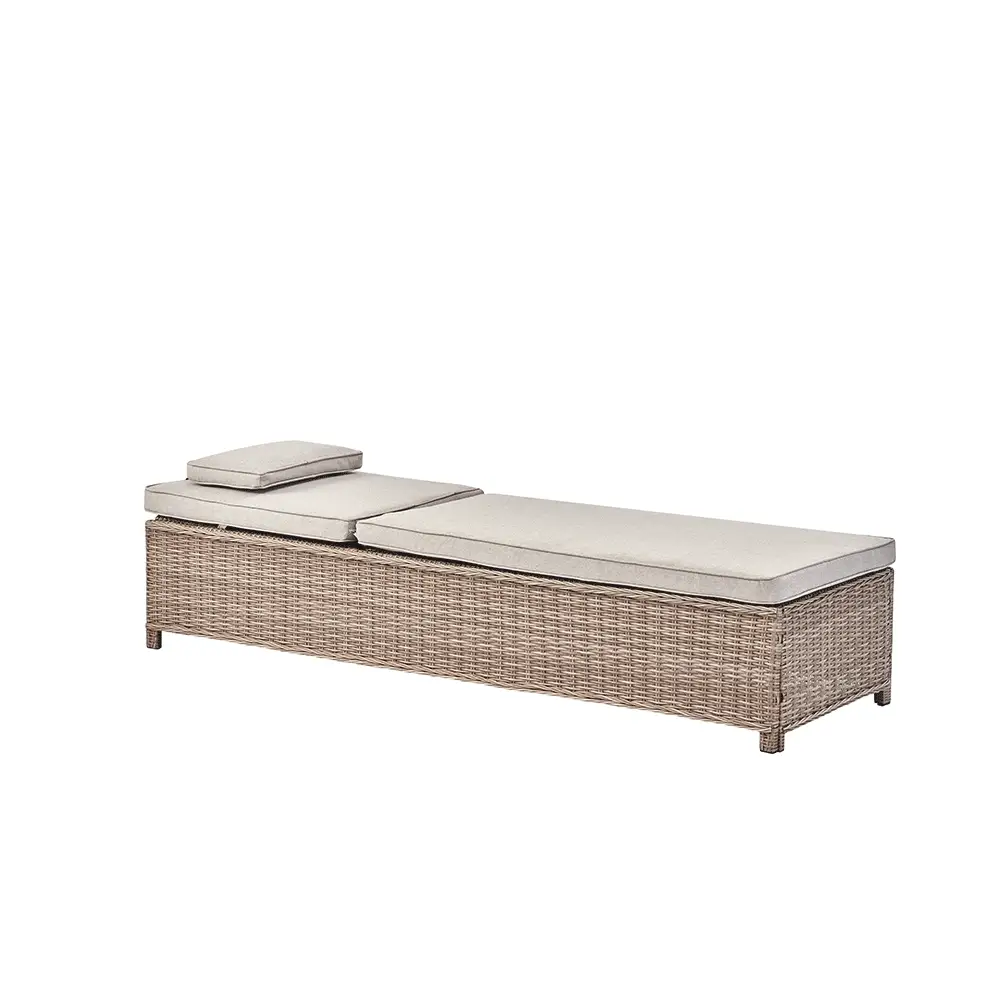 Hampshire Round Wicker Rattan Sun Lounger, Natural - Image 3