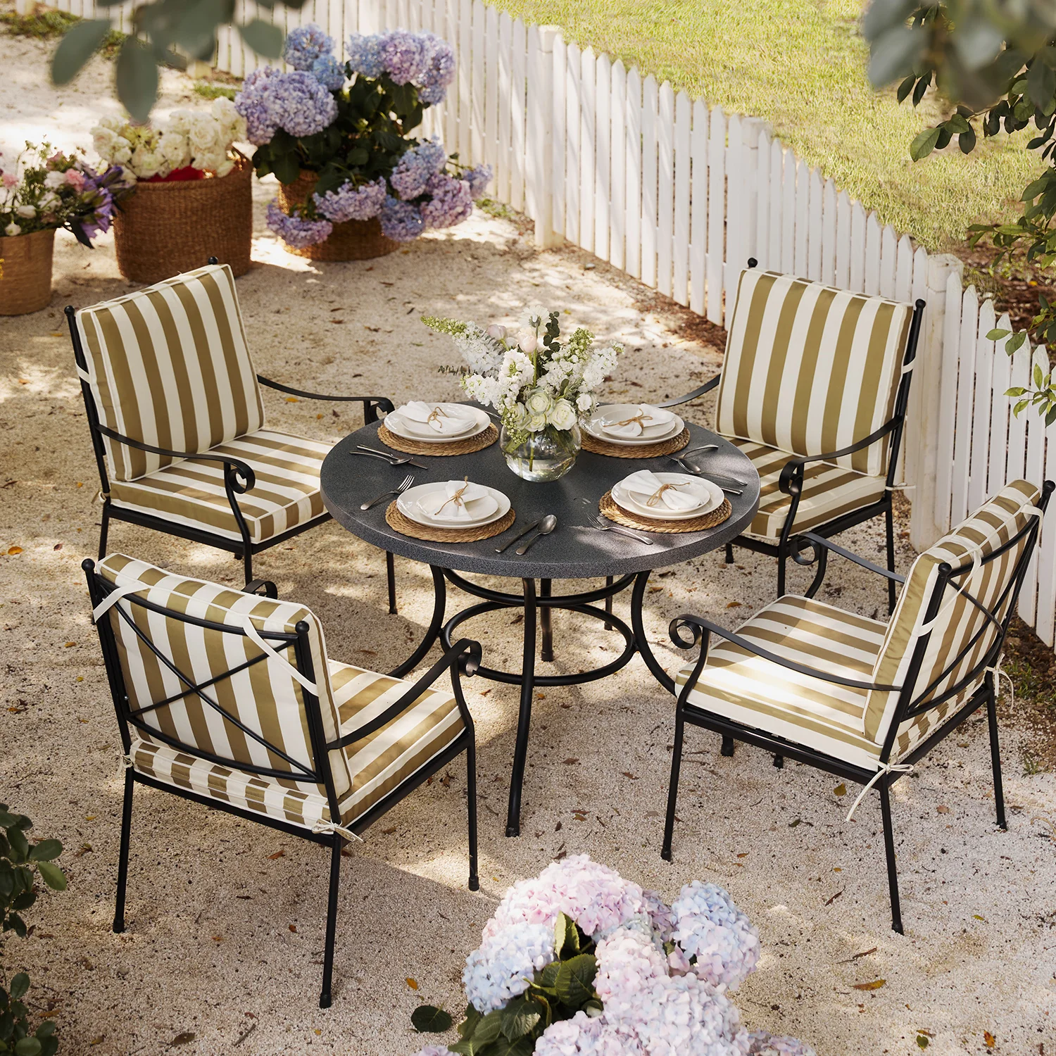 Haymes Indoor and Outdoor Metal 4-Seater Round Dining Set, Khaki Stripe - Image 3