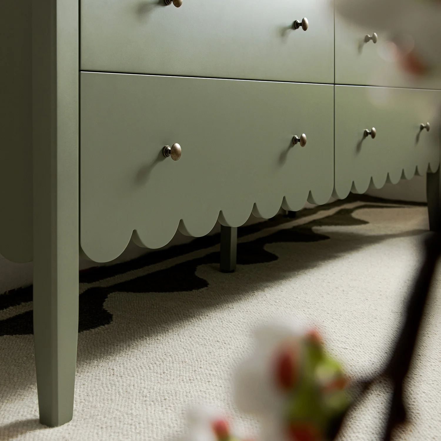 Henley Scalloped Edge 6 Drawer 140cm Wide Chest, Sage Green - Image 4