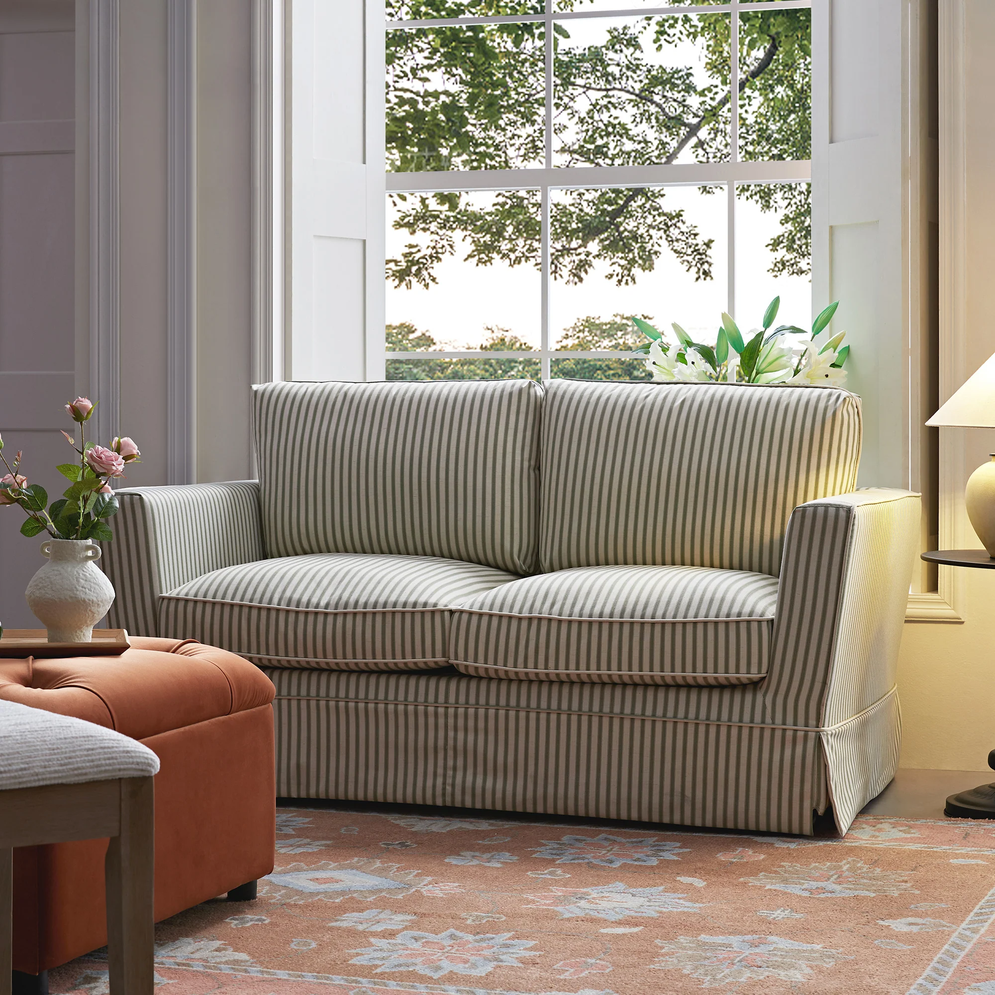 Premium Hand-Knotted Heritage Collection Florentine Rose New Zealand Wool Rug - Image 3