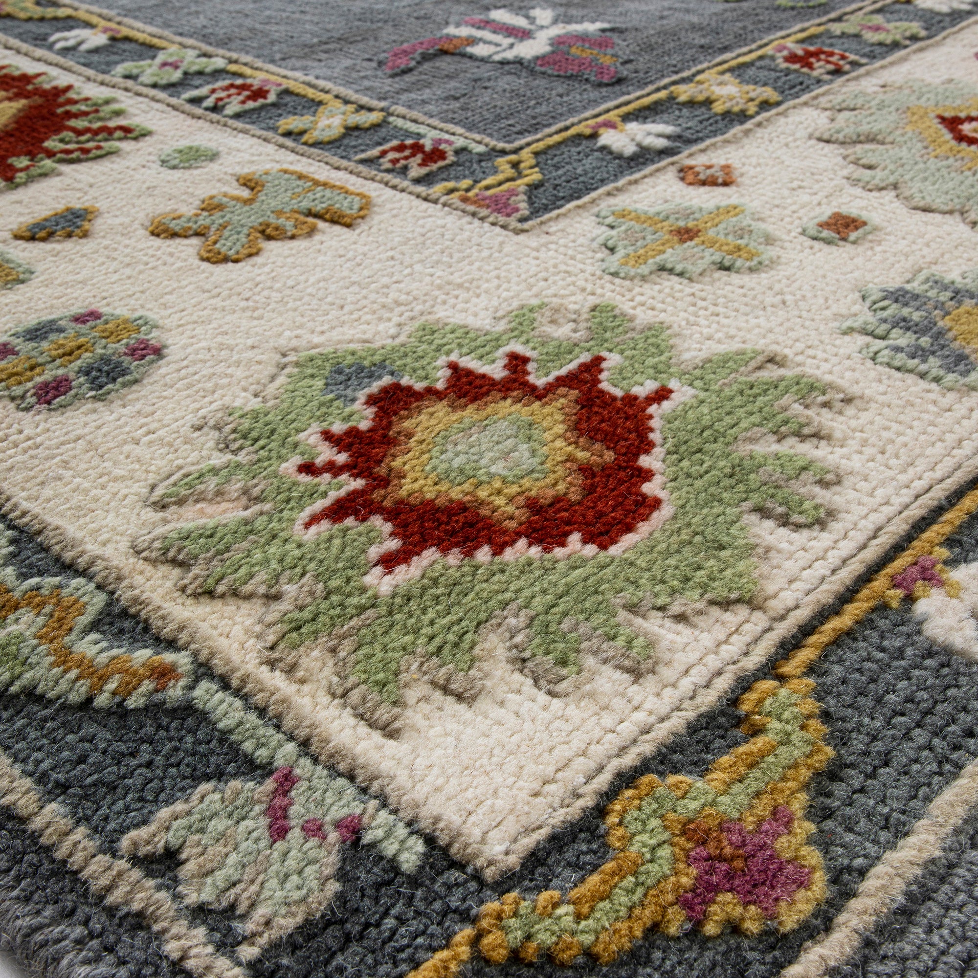 Premium Hand-Knotted Heritage Collection Oushak Enchanted Floral New Zealand Wool Rug - Image 8