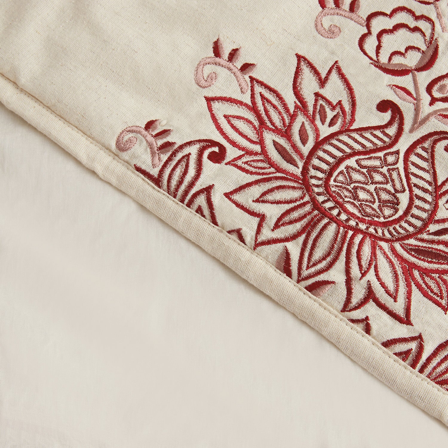 Isadora Garnet Red Damask Embroidered Quilted Linen Blend Bedspread - Image 4