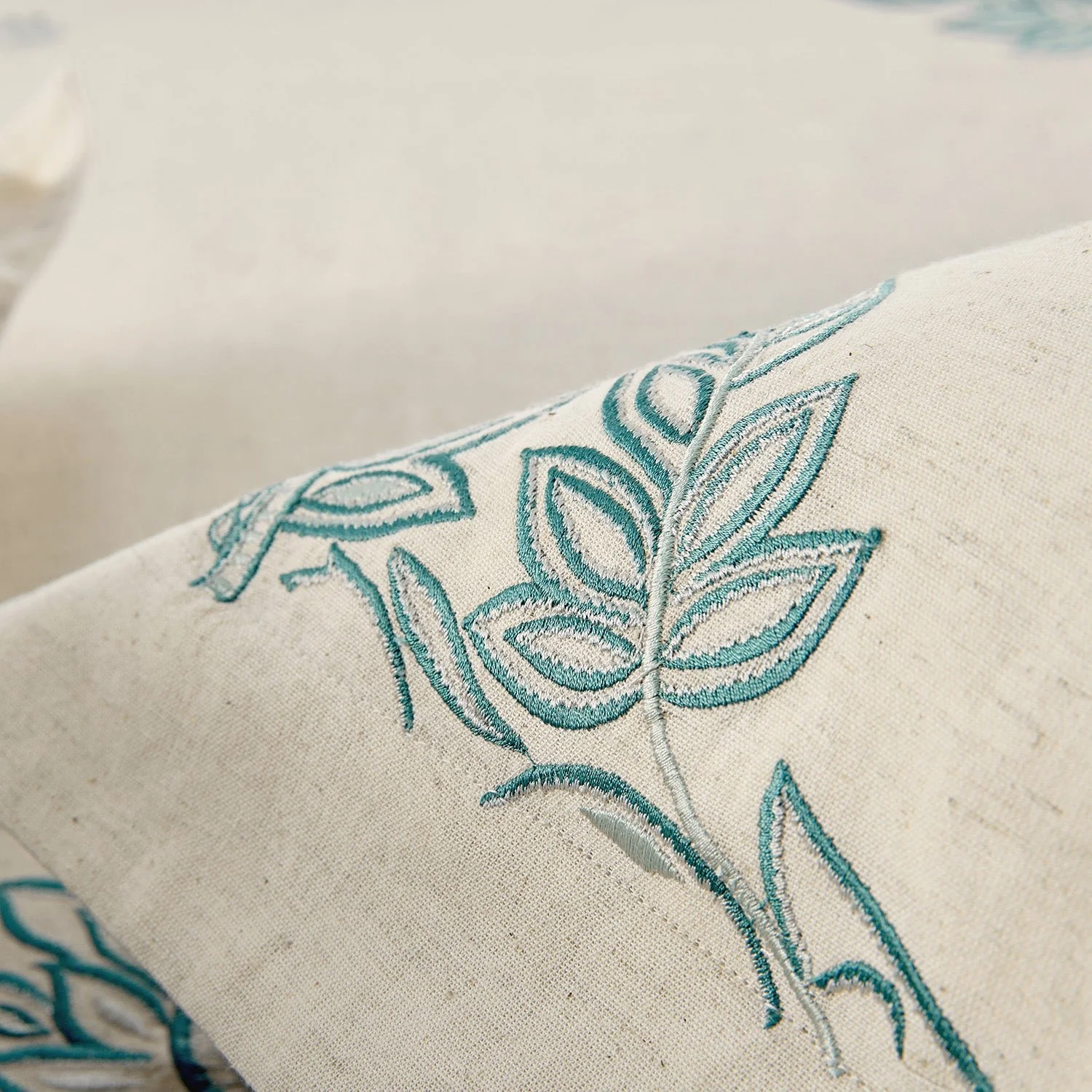 Isadora Teal Damask Embroidered Linen Blend Duvet Set - Image 5
