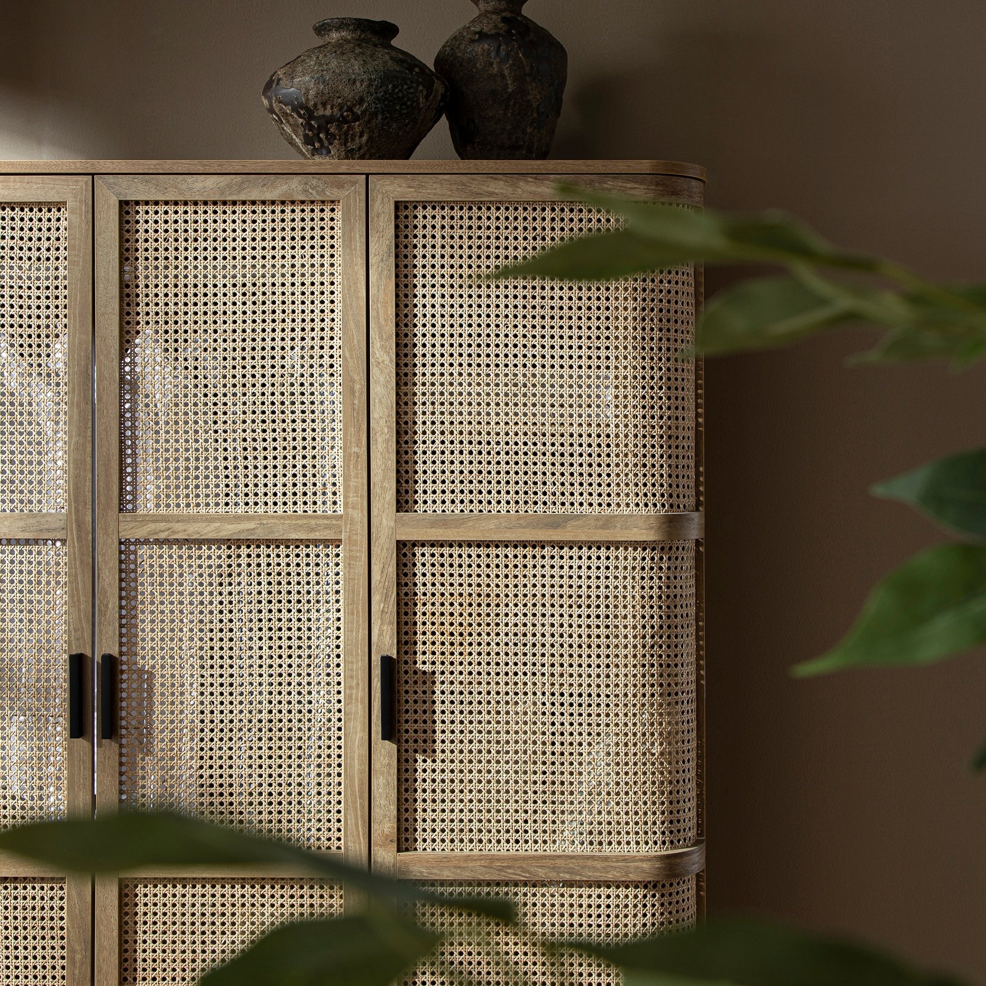 Izzy Curved Rattan Triple Wardrobe, Natural - Image 4