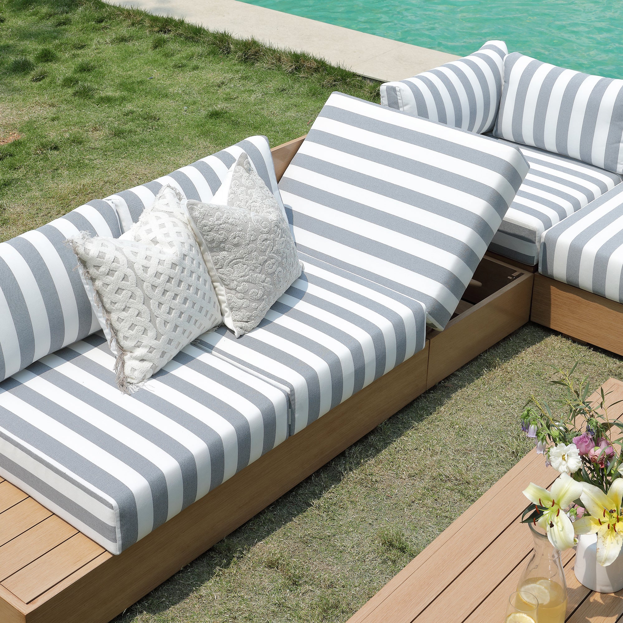 Jardin Aluminium Large Corner Casual Dining Set with Rising Firepit Table, Natural with Blue Stripes - Image 9