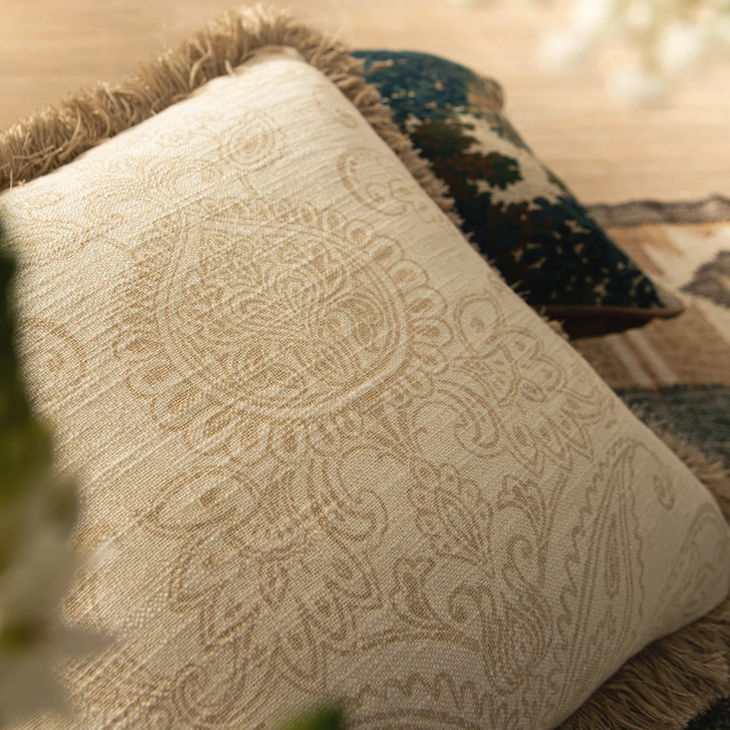 Kyra Floral Printed Linen Fringed Cushion - Image 3