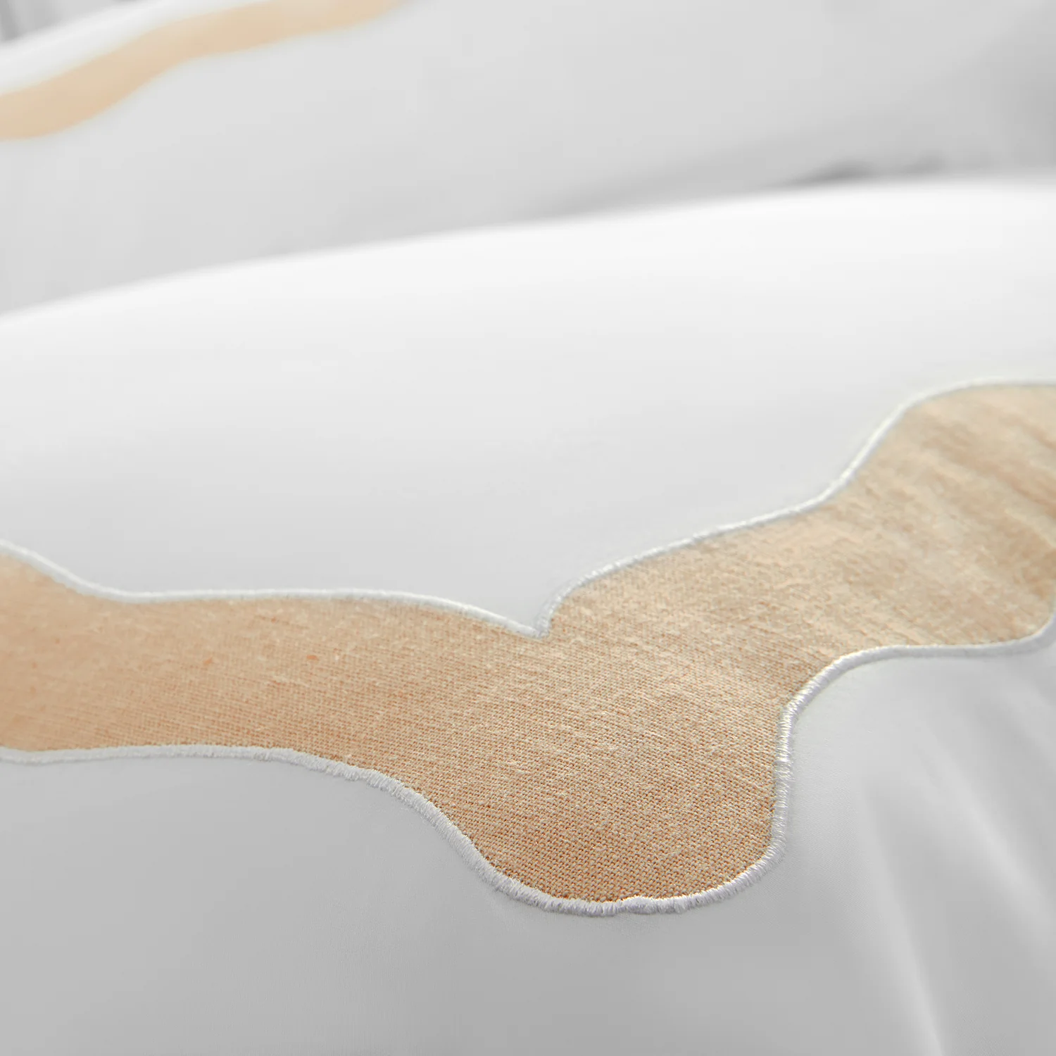 Lucinda Peach Melba Wave 300 Thread Count Cotton Percale Duvet Set - Image 4