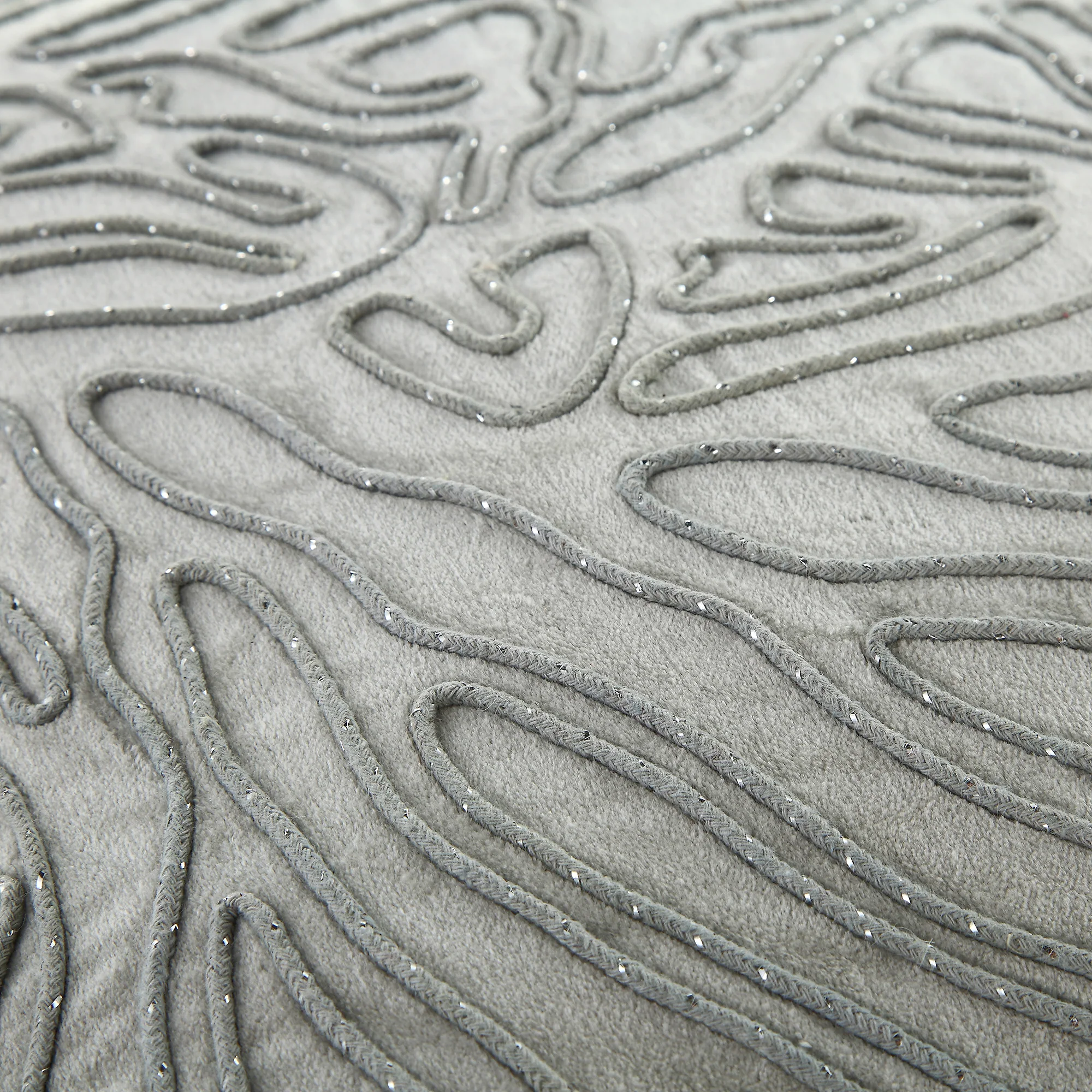 Luxe Collection Wiggle Sparkle Cord Velvet Cushion - Image 6