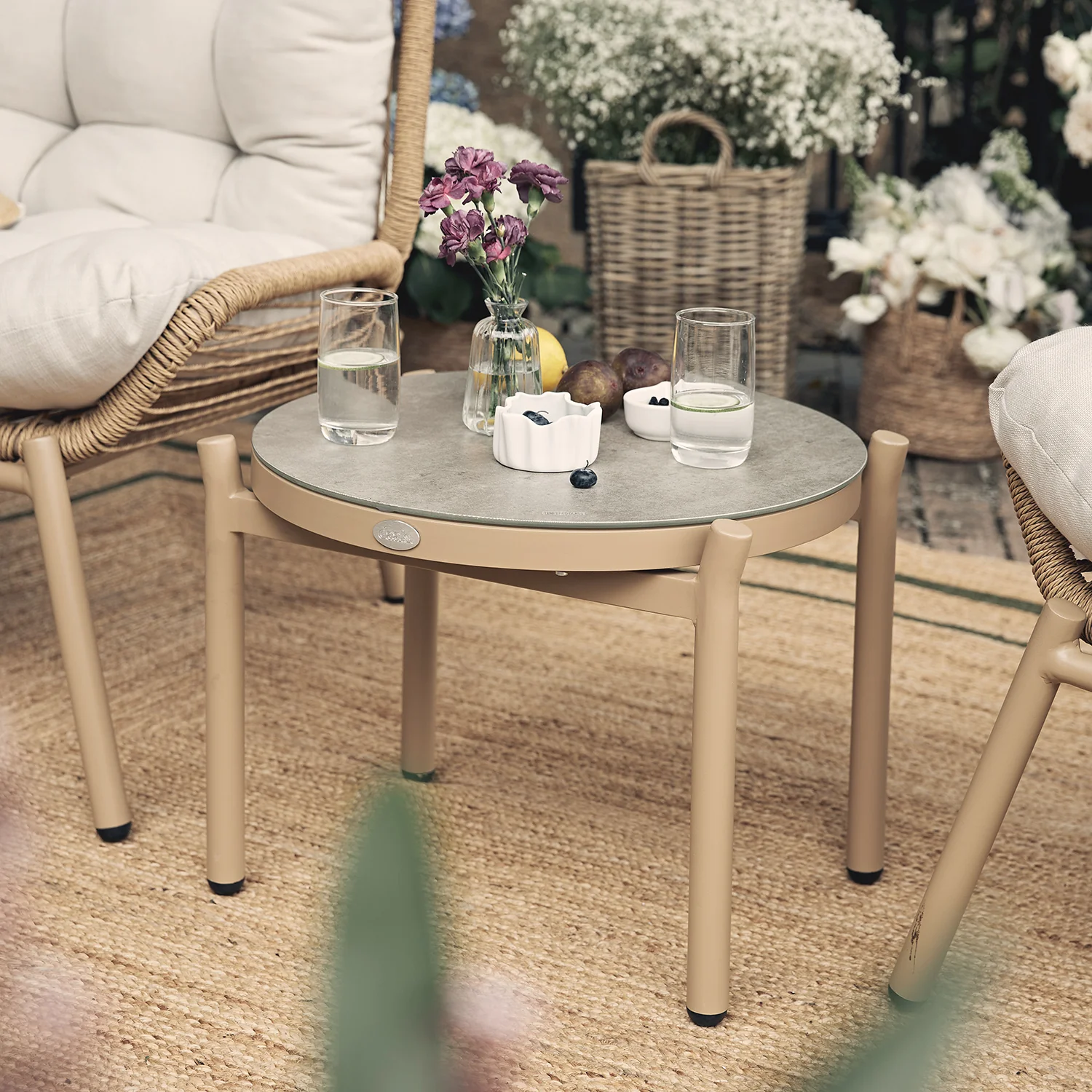 Marlowe 2-Seater Wicker and Aluminium Frame Bistro Set, Natural - Image 9