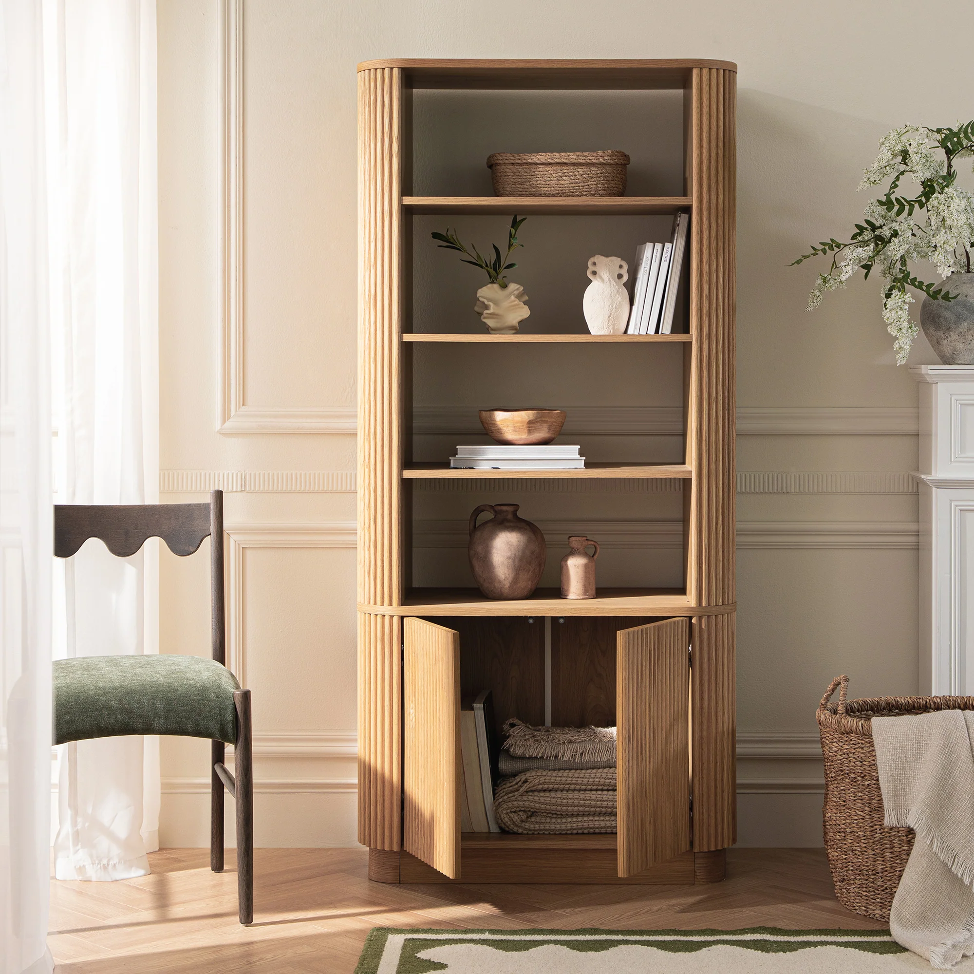 Maru Bookcase with Cabinet, Oak - Image 3