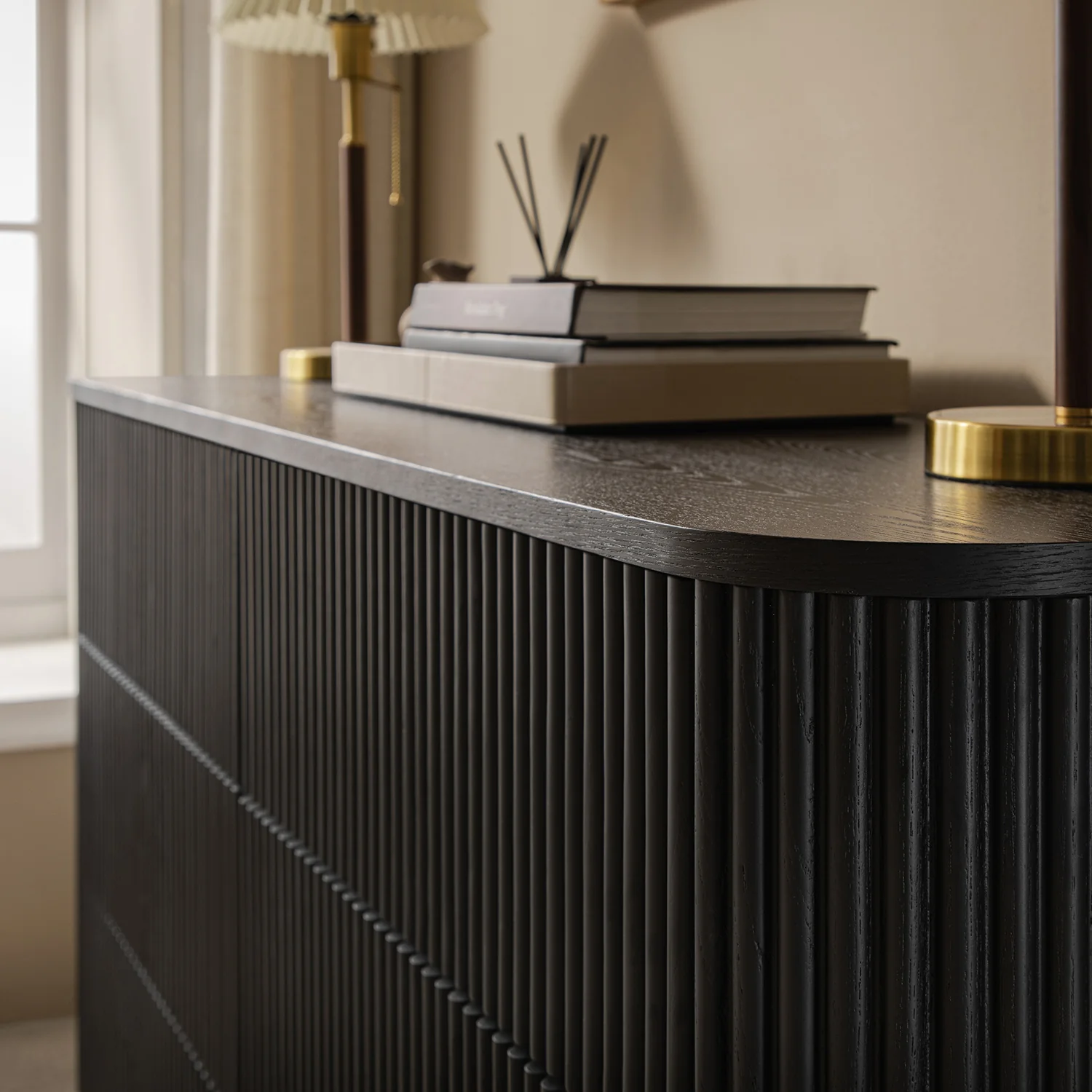 Maru Chest of 6 Drawers, Black - Image 5