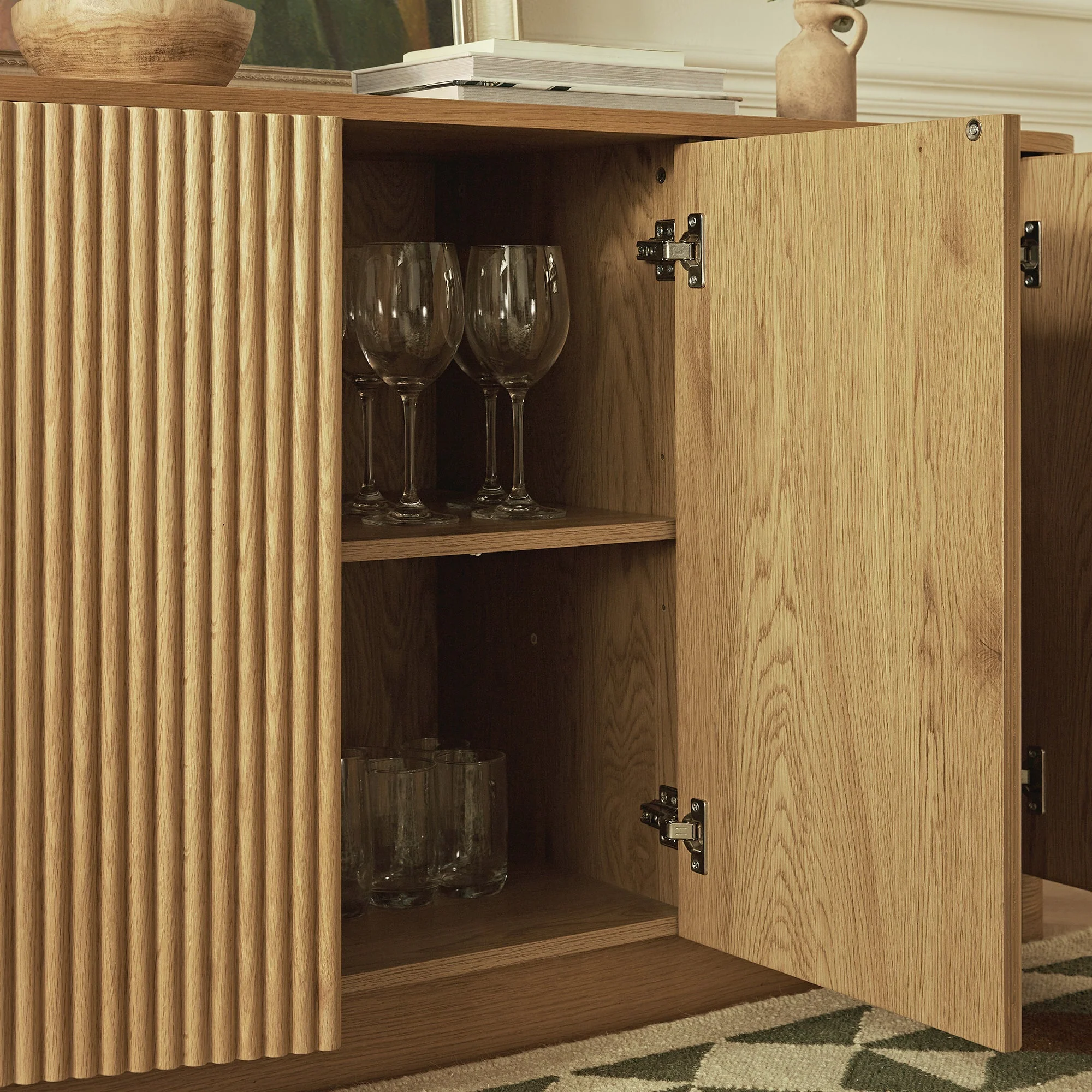 Maru Large 4-Door Sideboard, Oak - Image 4