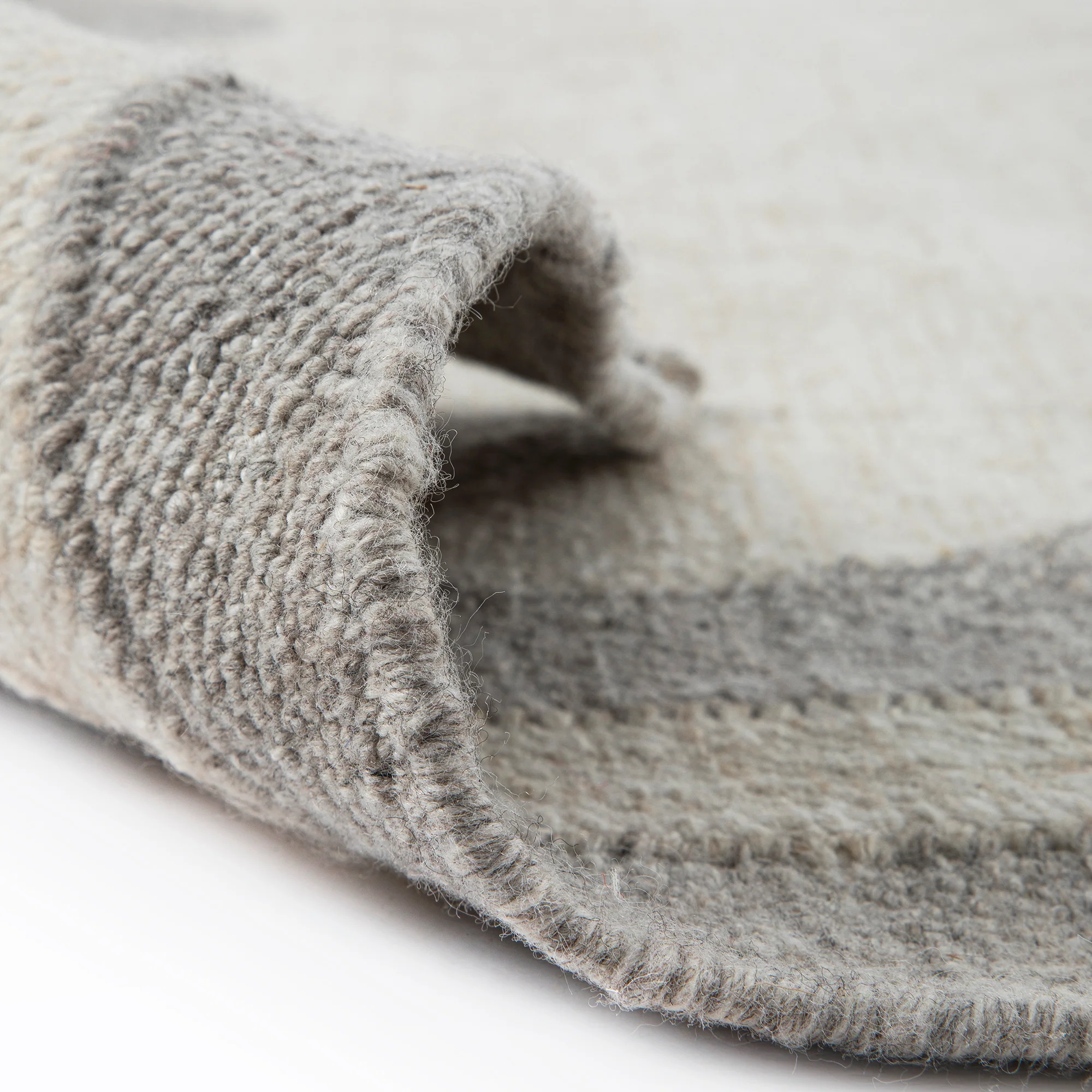 Matilda Grey Scallop Border Indoor Outdoor Handwoven Rug - Image 5