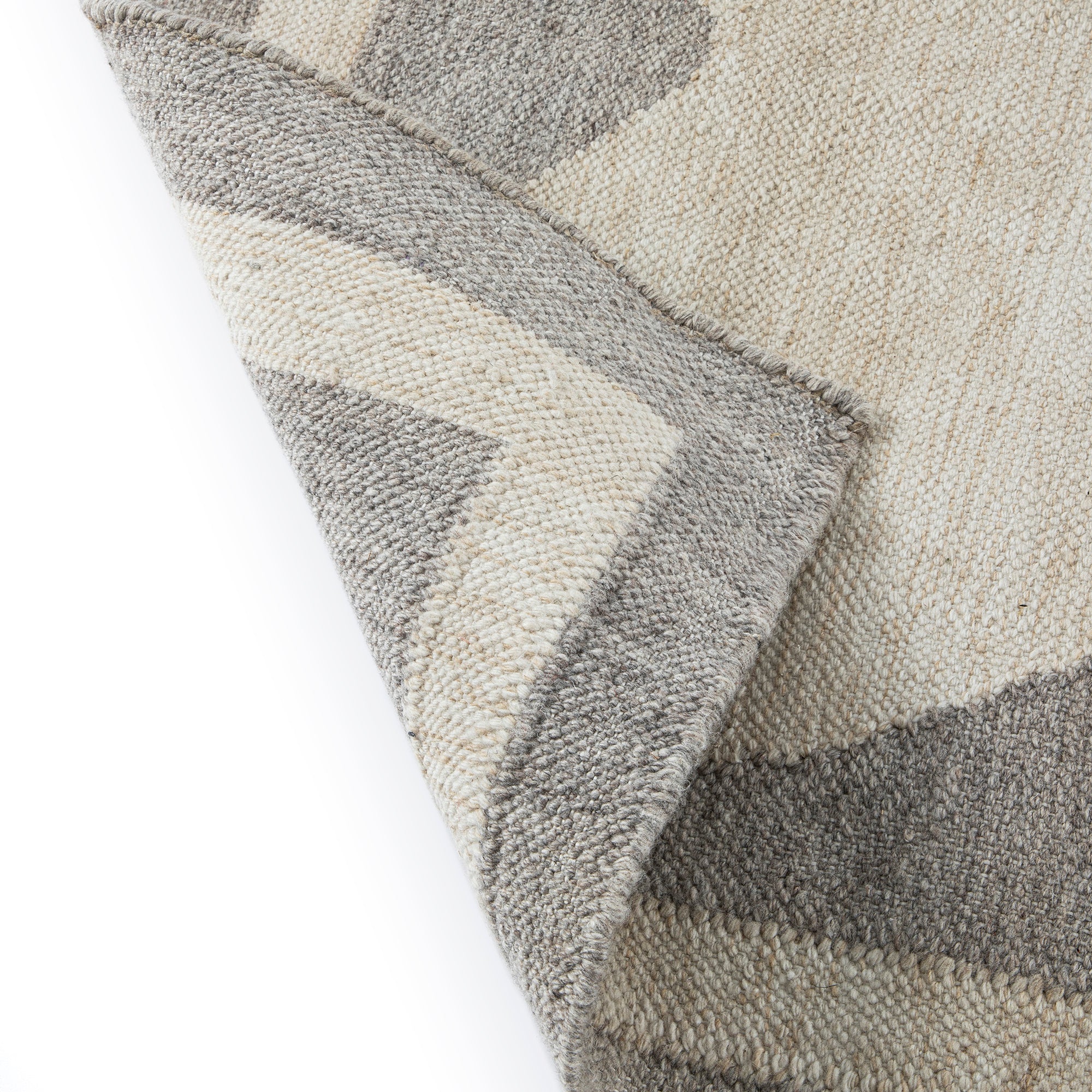 Matilda Grey Scallop Border Indoor Outdoor Handwoven Rug - Image 6