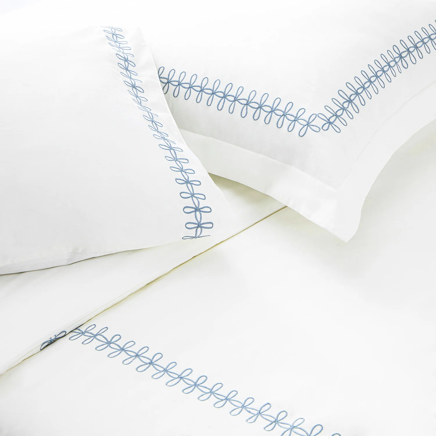 Milano Air Force Blue Knot Embroidered 600 Thread Count Cotton Sateen King Size Oxford Pillowcases - Pair - Image 3