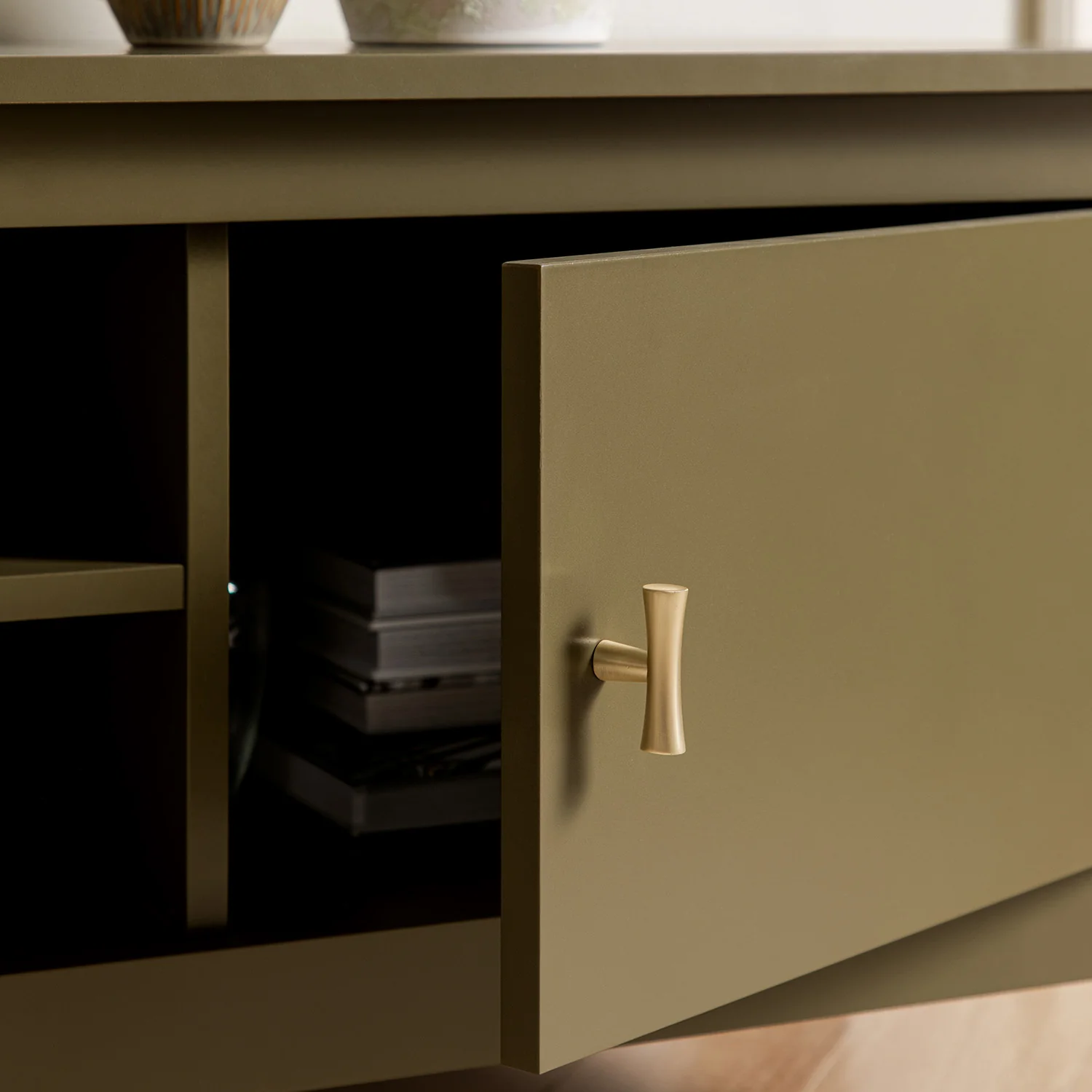Oakham 150cm TV Unit, Olive Grove - Image 5