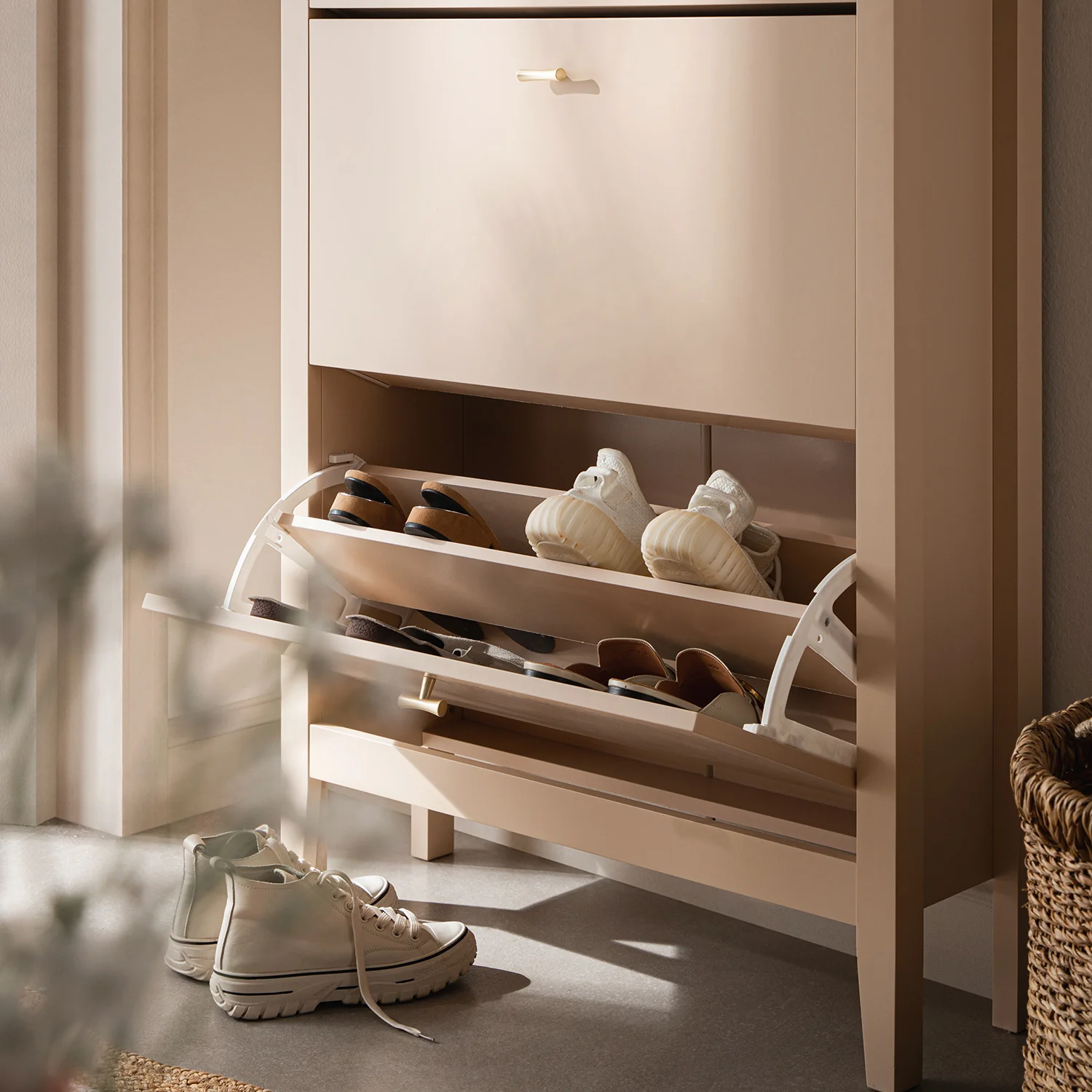 Oakham 3-Tier Shoe Cabinet, Nude Pink - Image 4