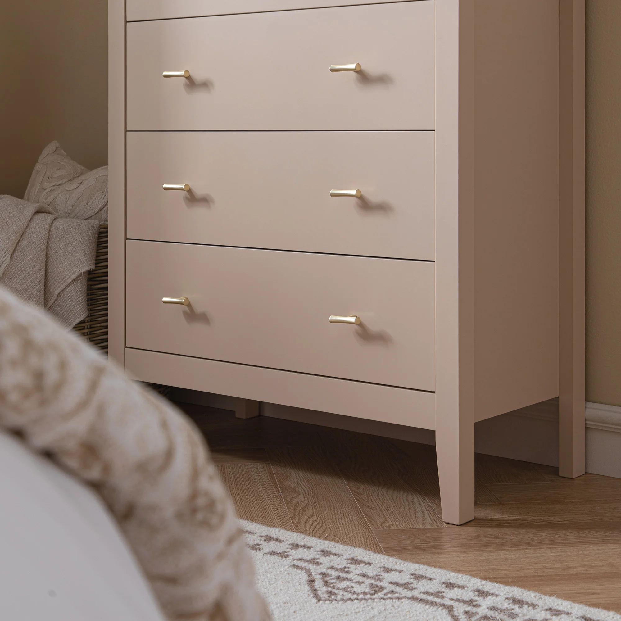 Oakham Chest of 4 Drawers, Nude Pink - Image 5