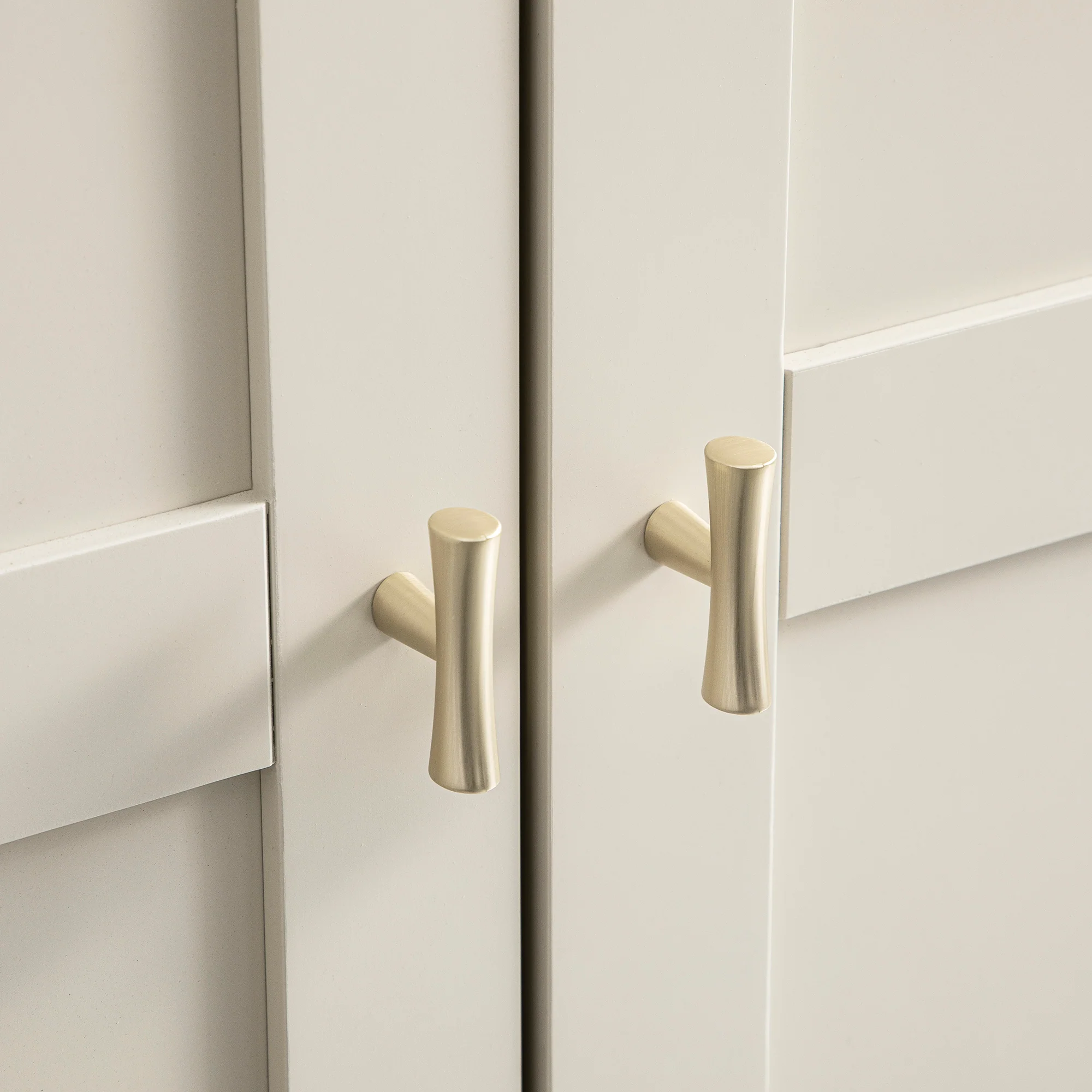Oakham Double Wardrobe, Shaded White - Image 14