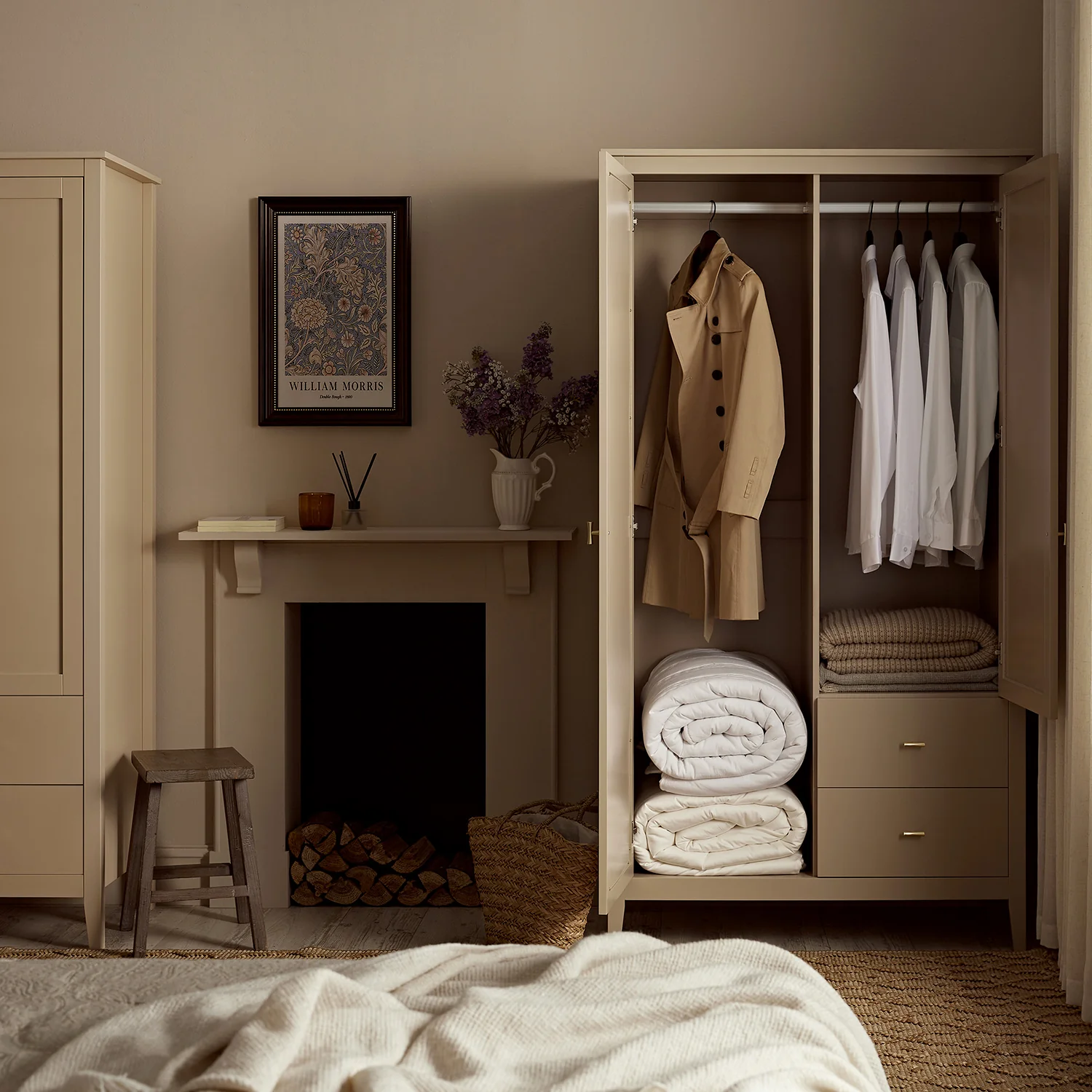 Oakham Mirrored Double Wardrobe, Deep Greige - Image 3
