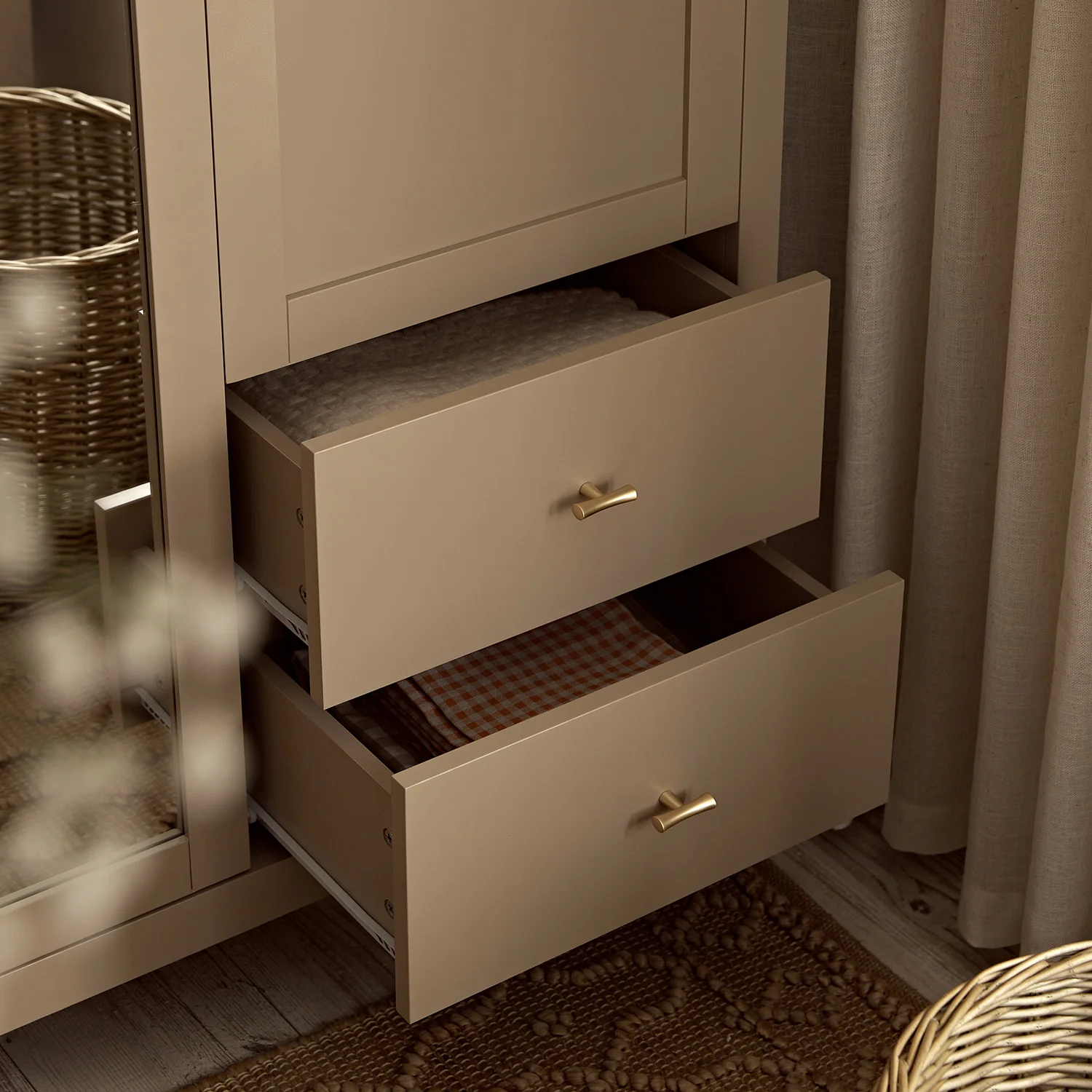 Oakham Mirrored Double Wardrobe, Deep Greige - Image 5