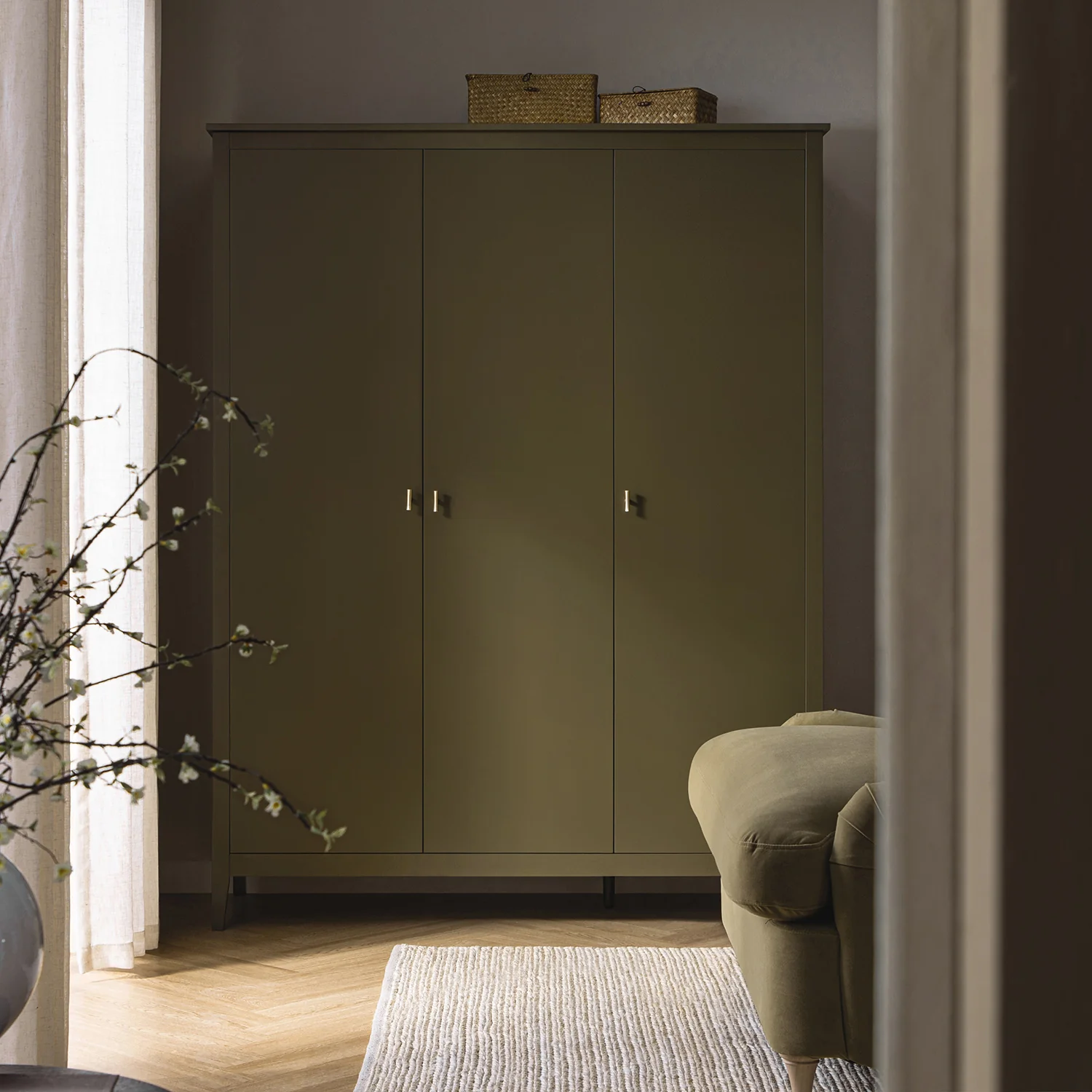 Oakham Triple Wardrobe, Olive Grove - Image 2