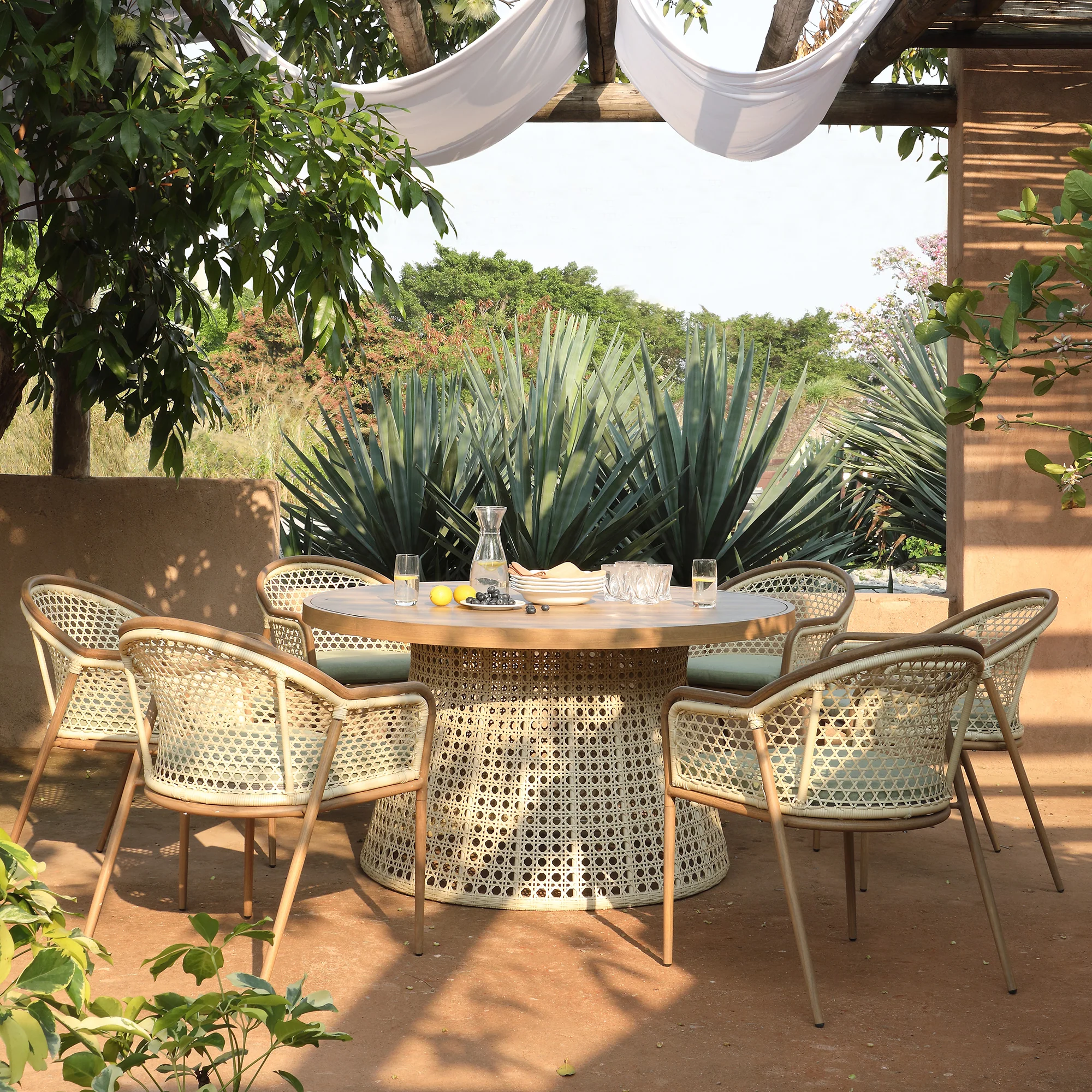 Pienza Outdoor Rattan 6-Seater Round Dining Set, Sage Green Fabric with Light Walnut Frame - Image 2
