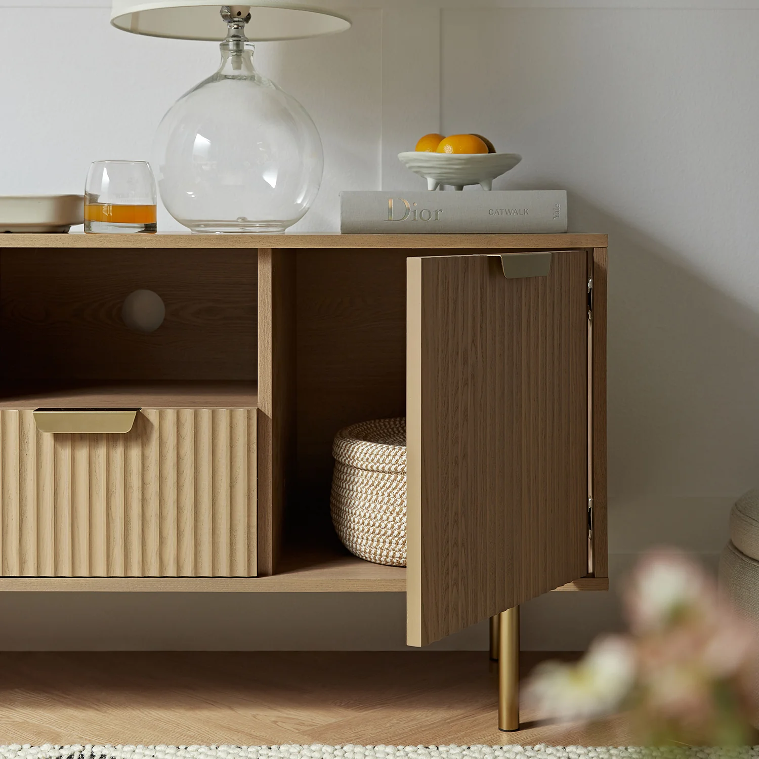Richmond Ridged 120cm Wide TV Media Unit, Light Ash - Image 5