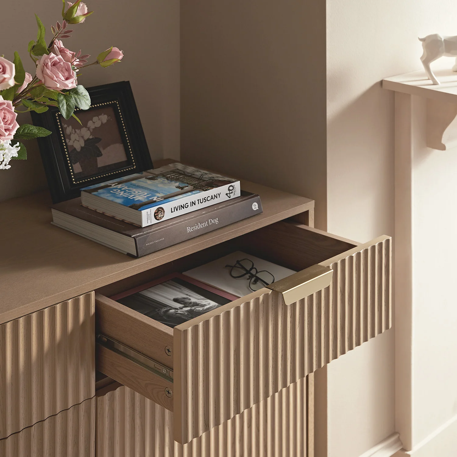 Richmond Ridged 2-Door Cabinet with Drawers, Light Ash - Image 5