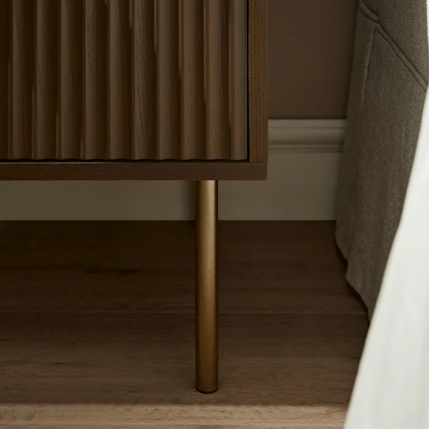 Richmond Ridged 2 Drawer Bedside Table, Dark Ash - Image 5